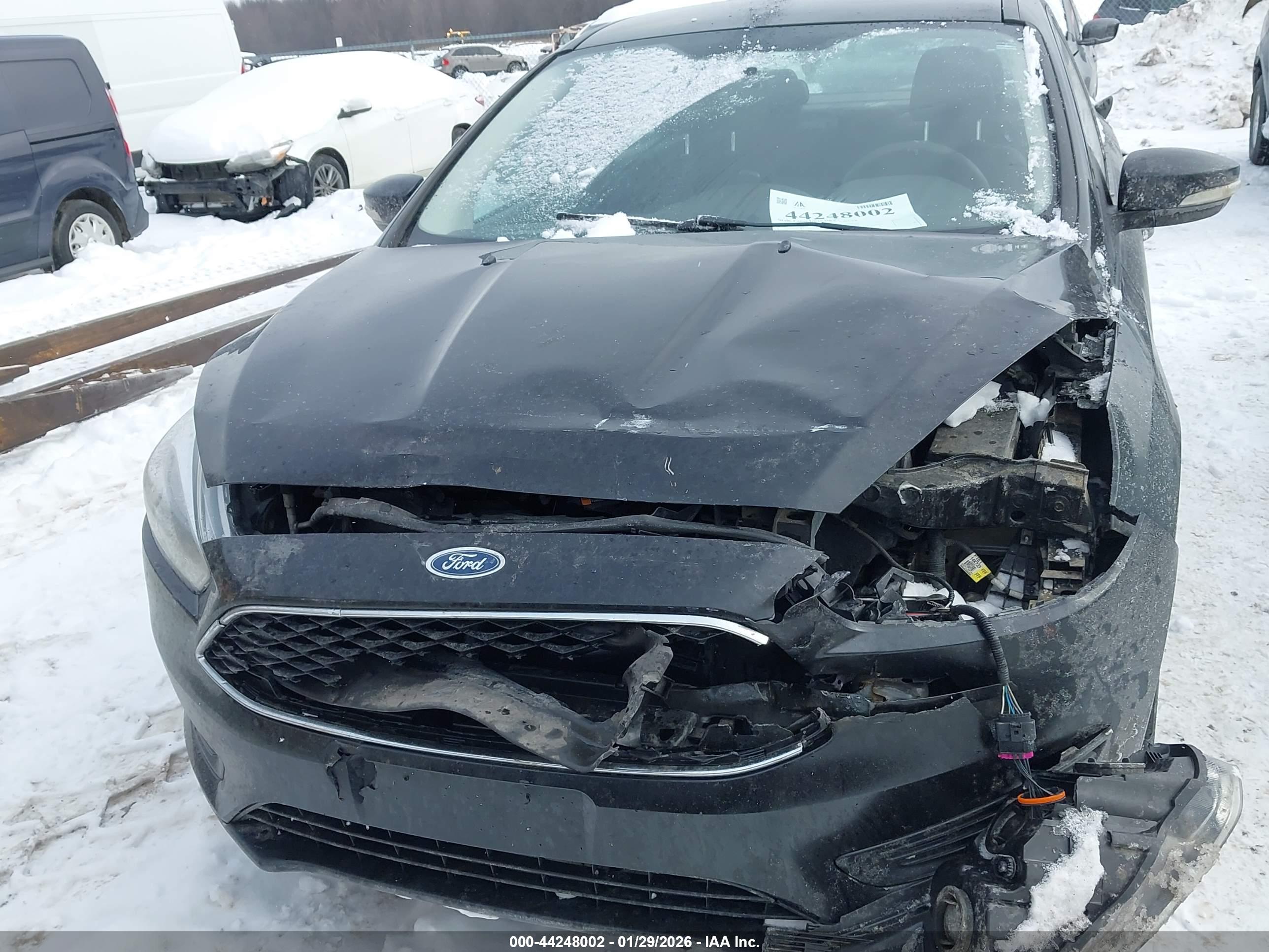 FORD FOCUS image 6