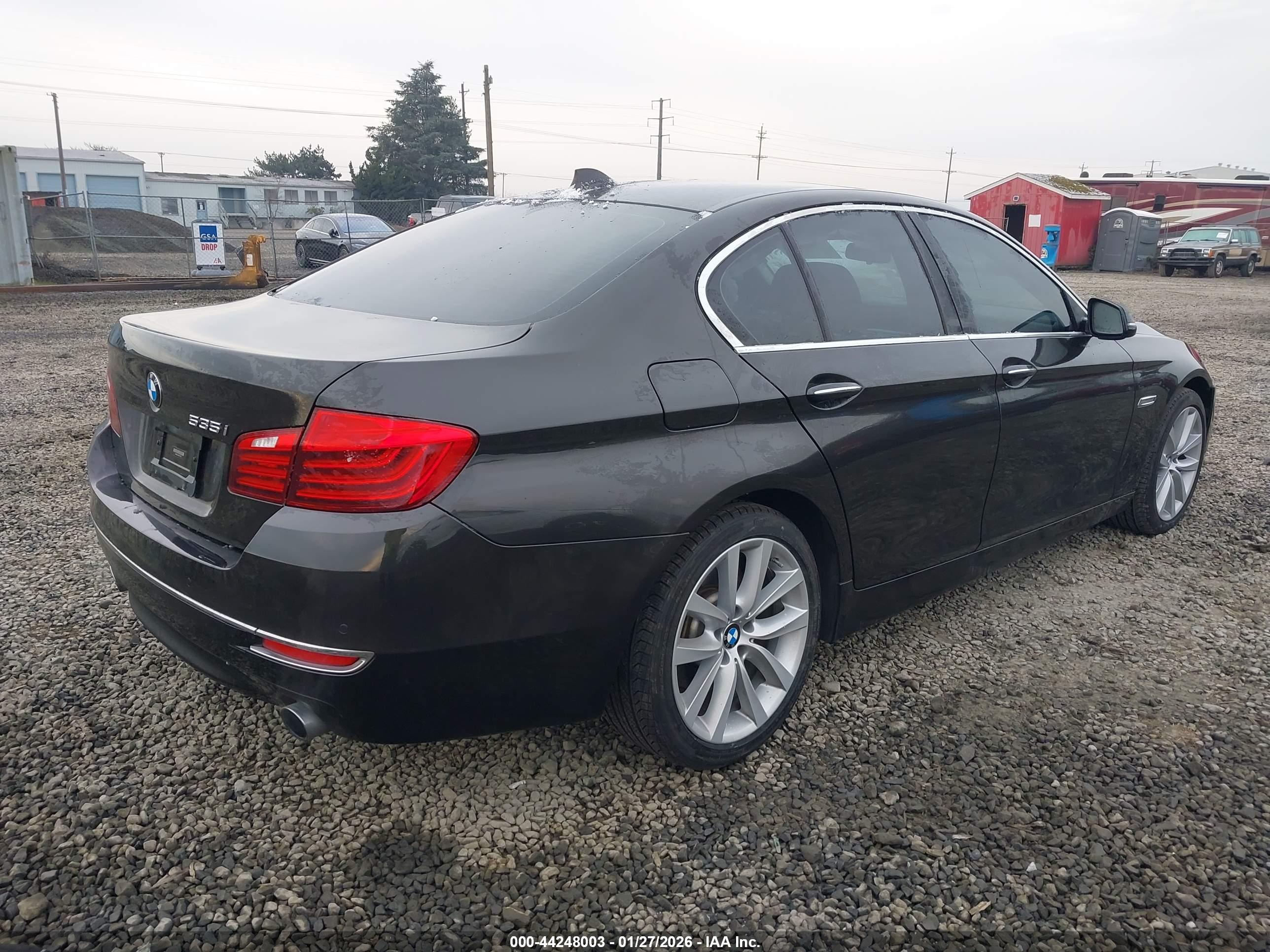 BMW 535I image 4