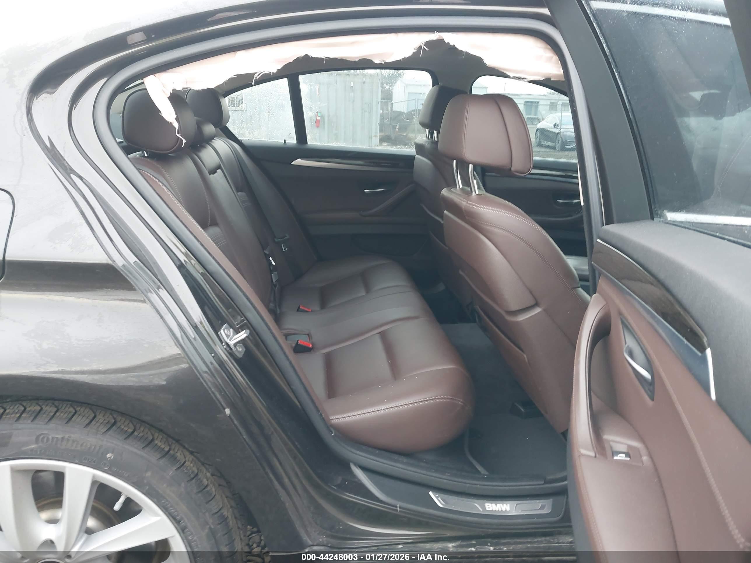 BMW 535I image 8
