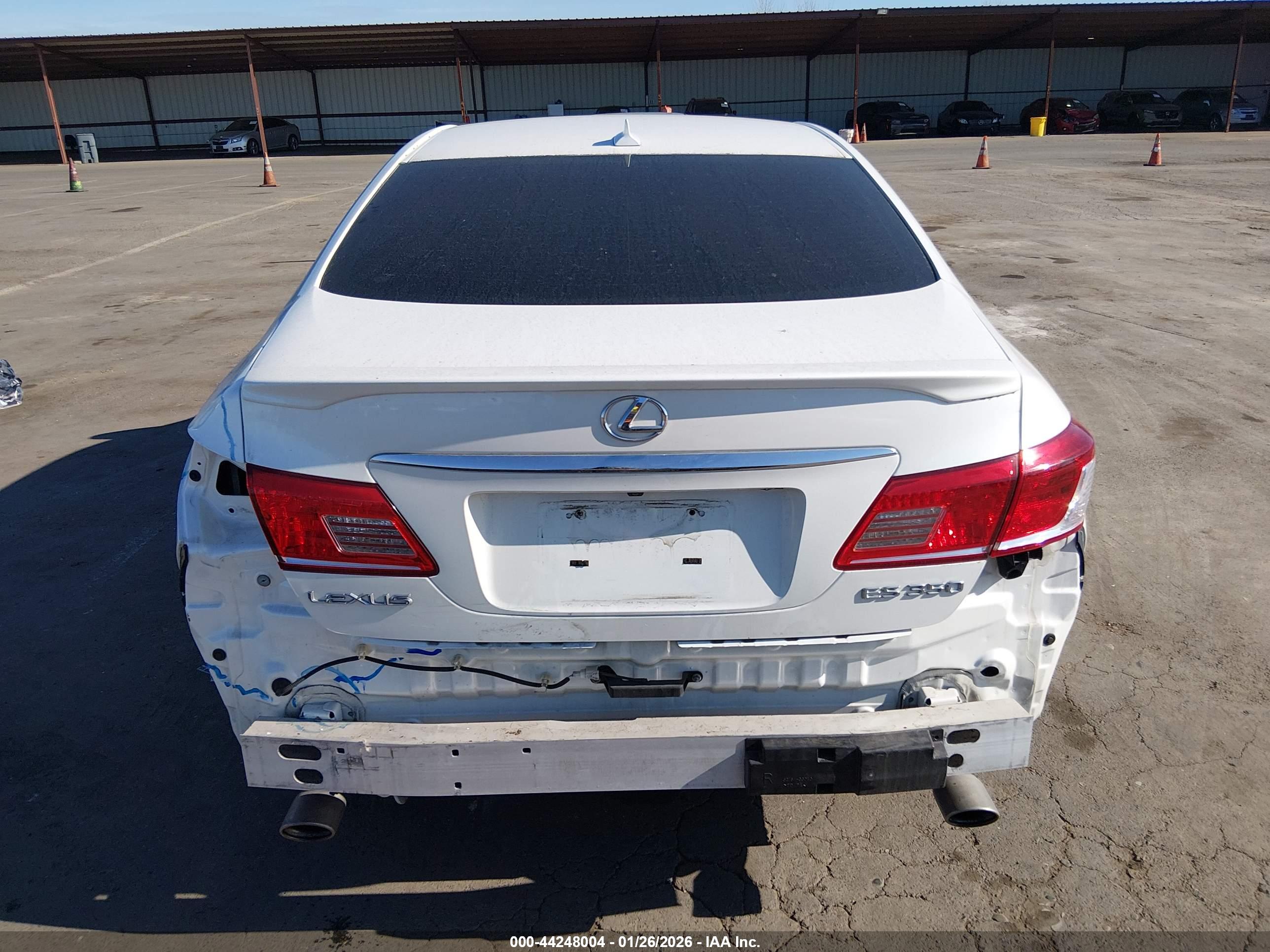 LEXUS ES image 6