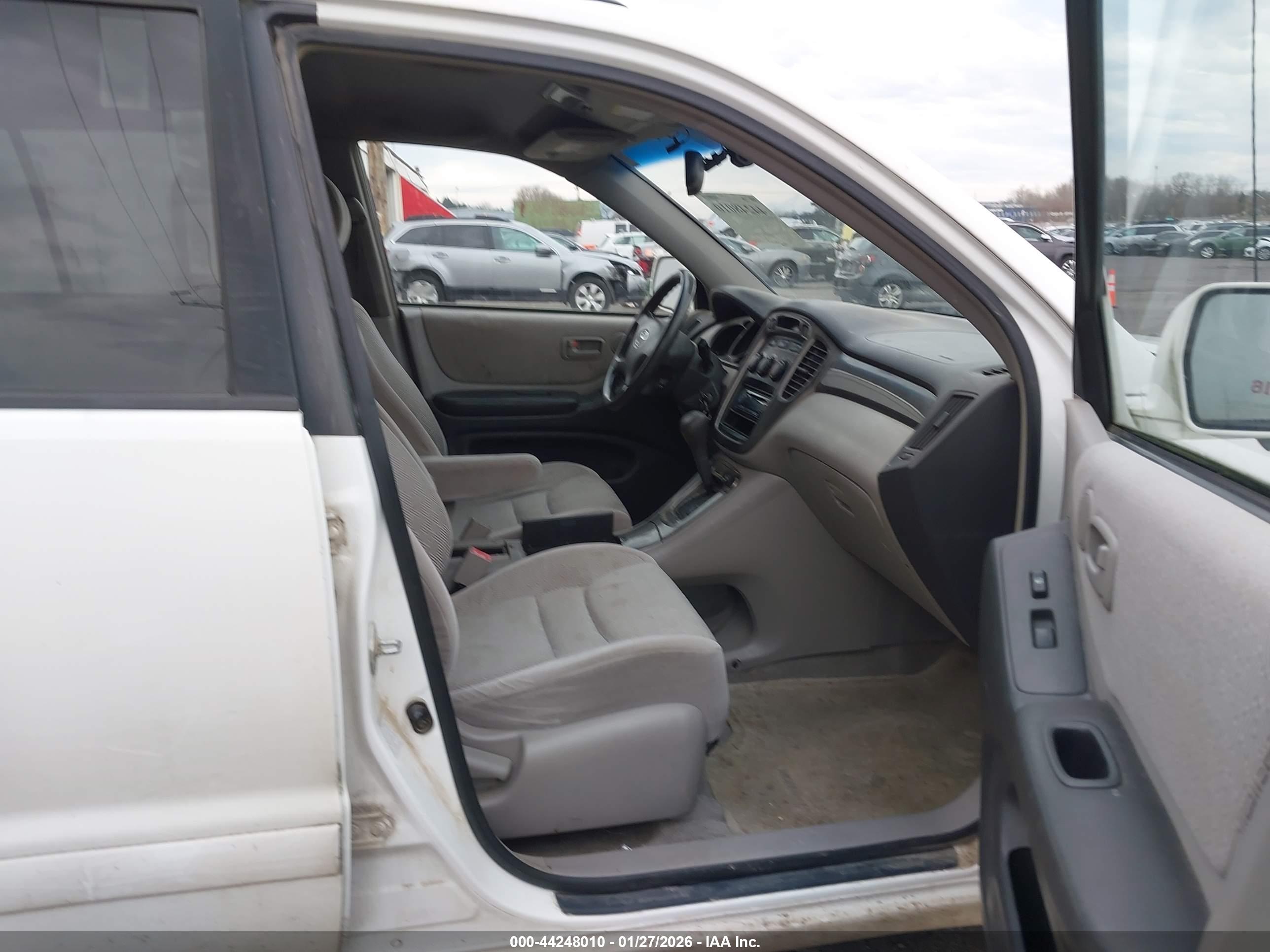 TOYOTA HIGHLANDER image 5