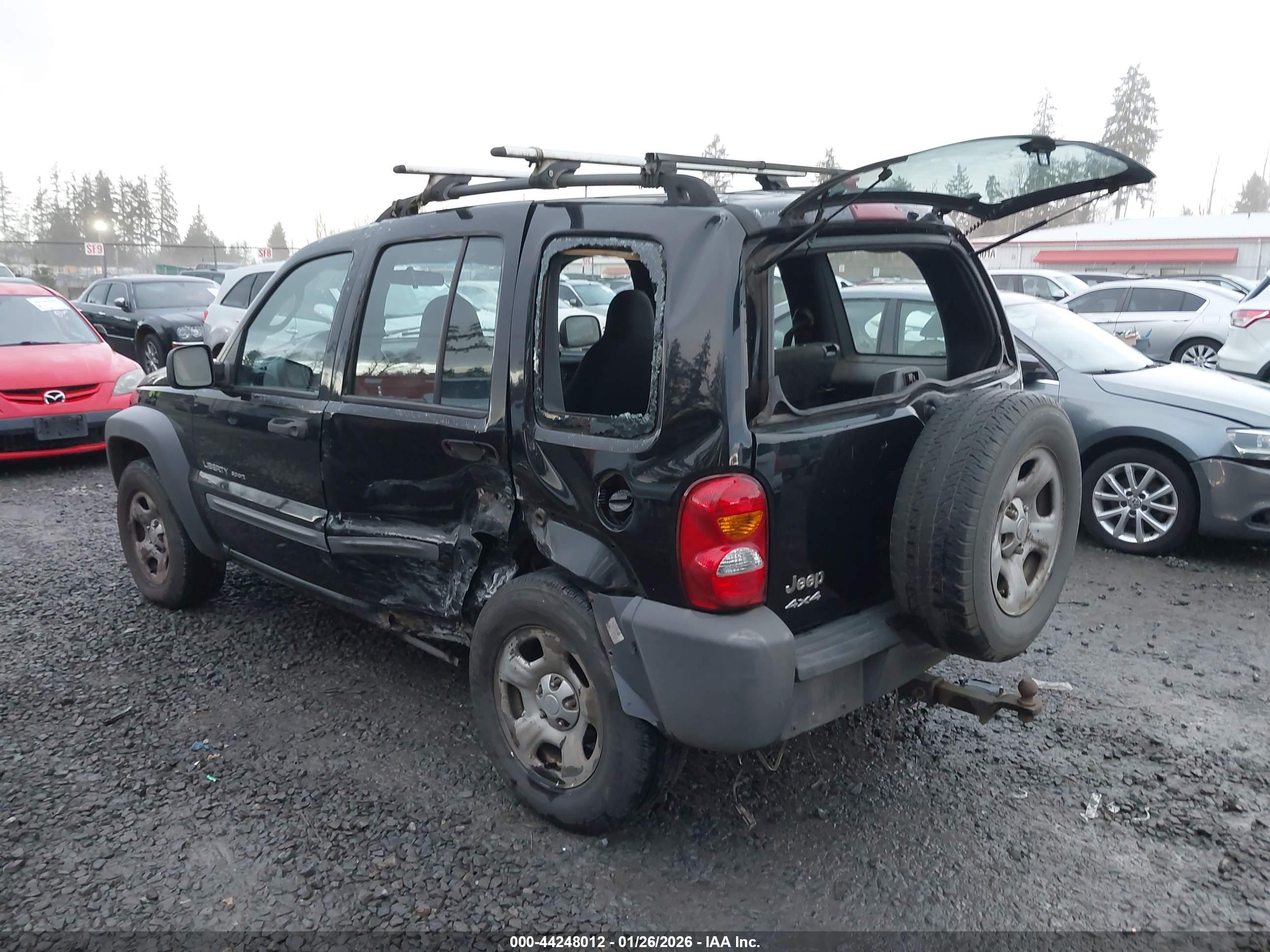 JEEP LIBERTY image 3