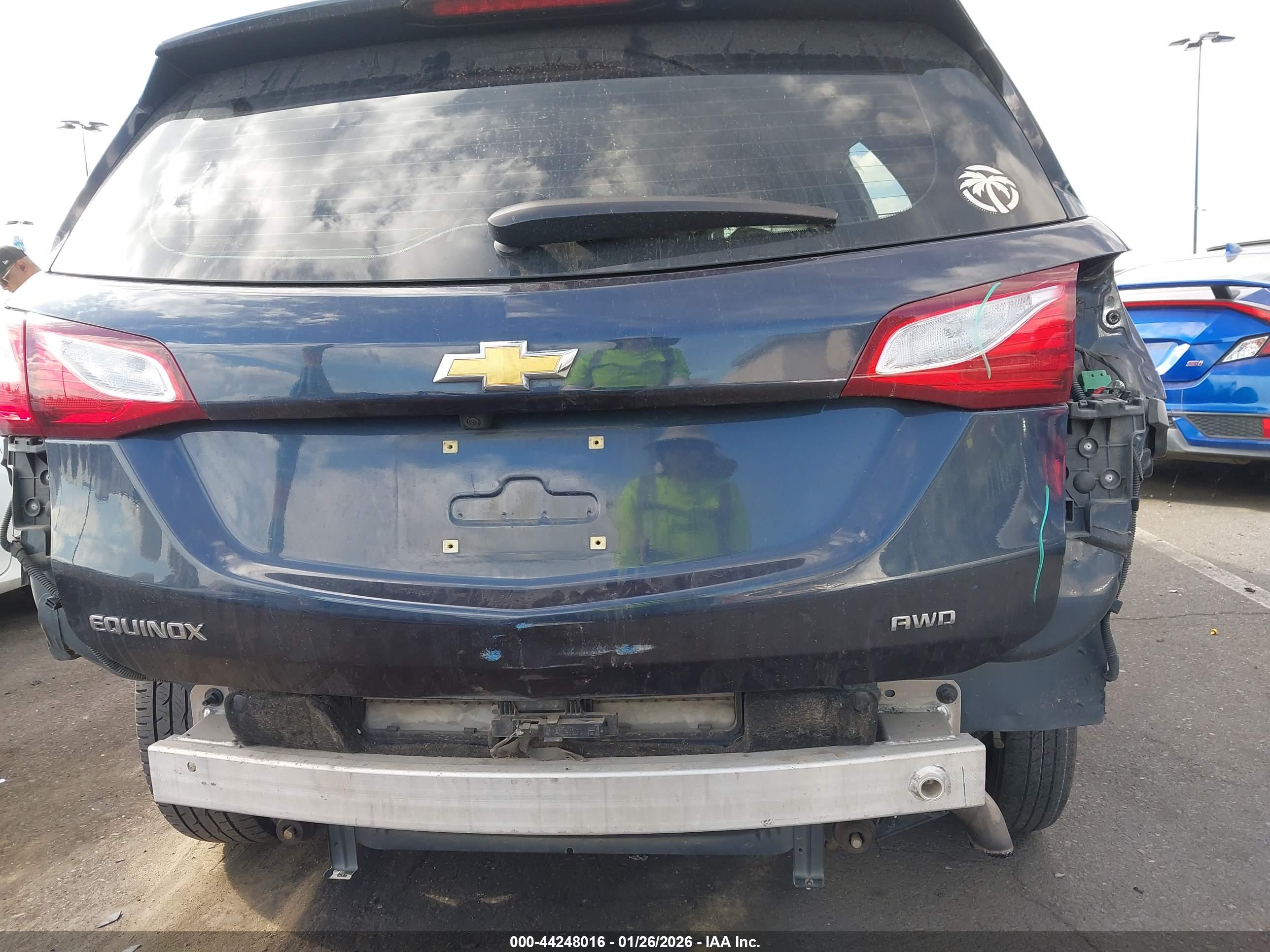 CHEVROLET EQUINOX image 6