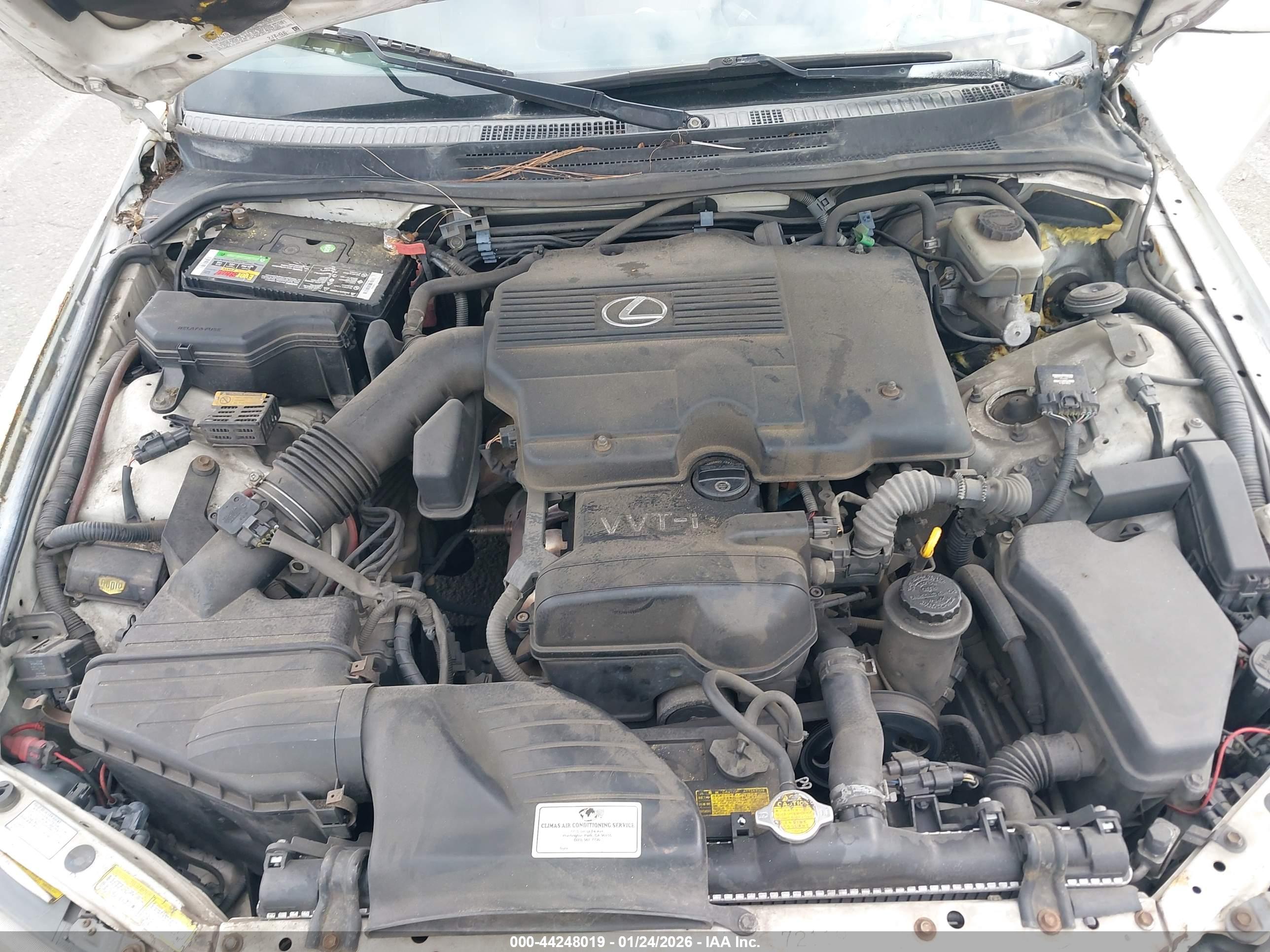 LEXUS IS image 10