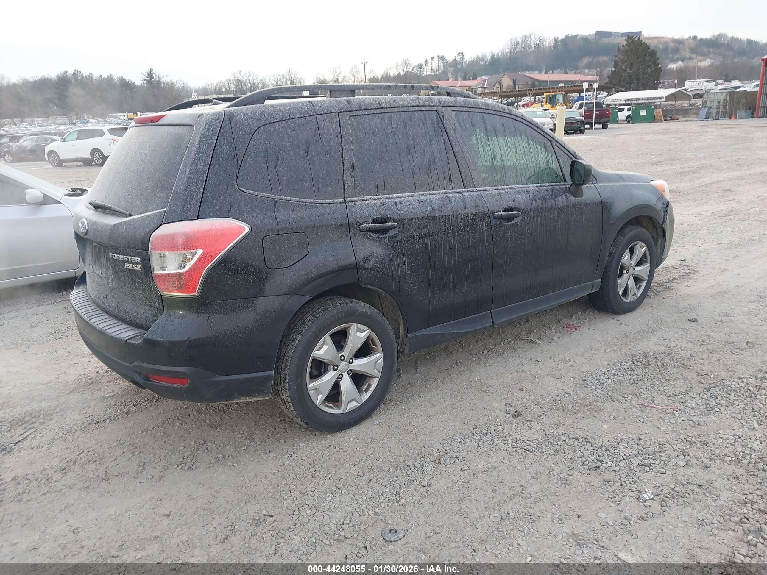 SUBARU FORESTER image 4