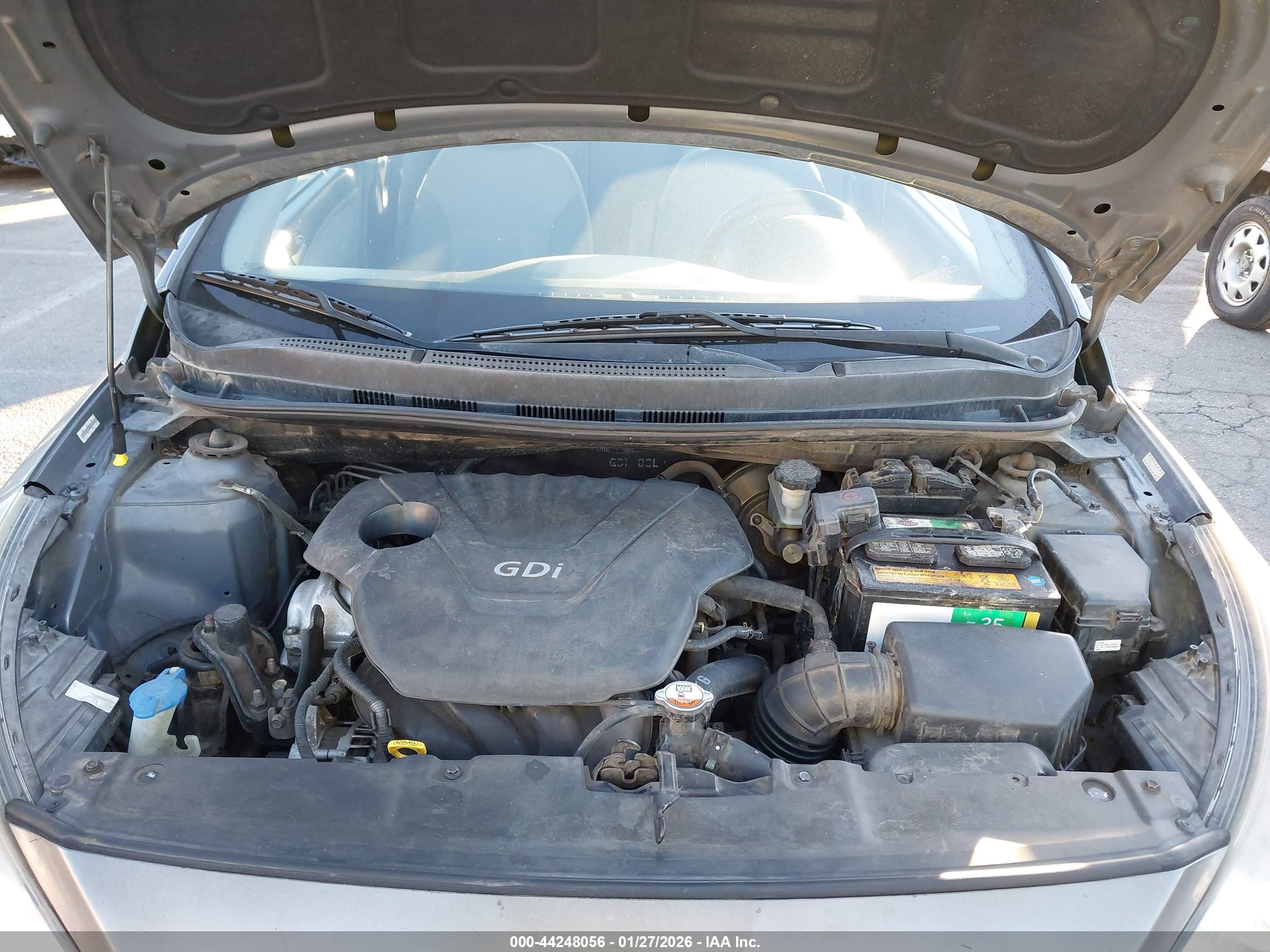HYUNDAI ACCENT image 10