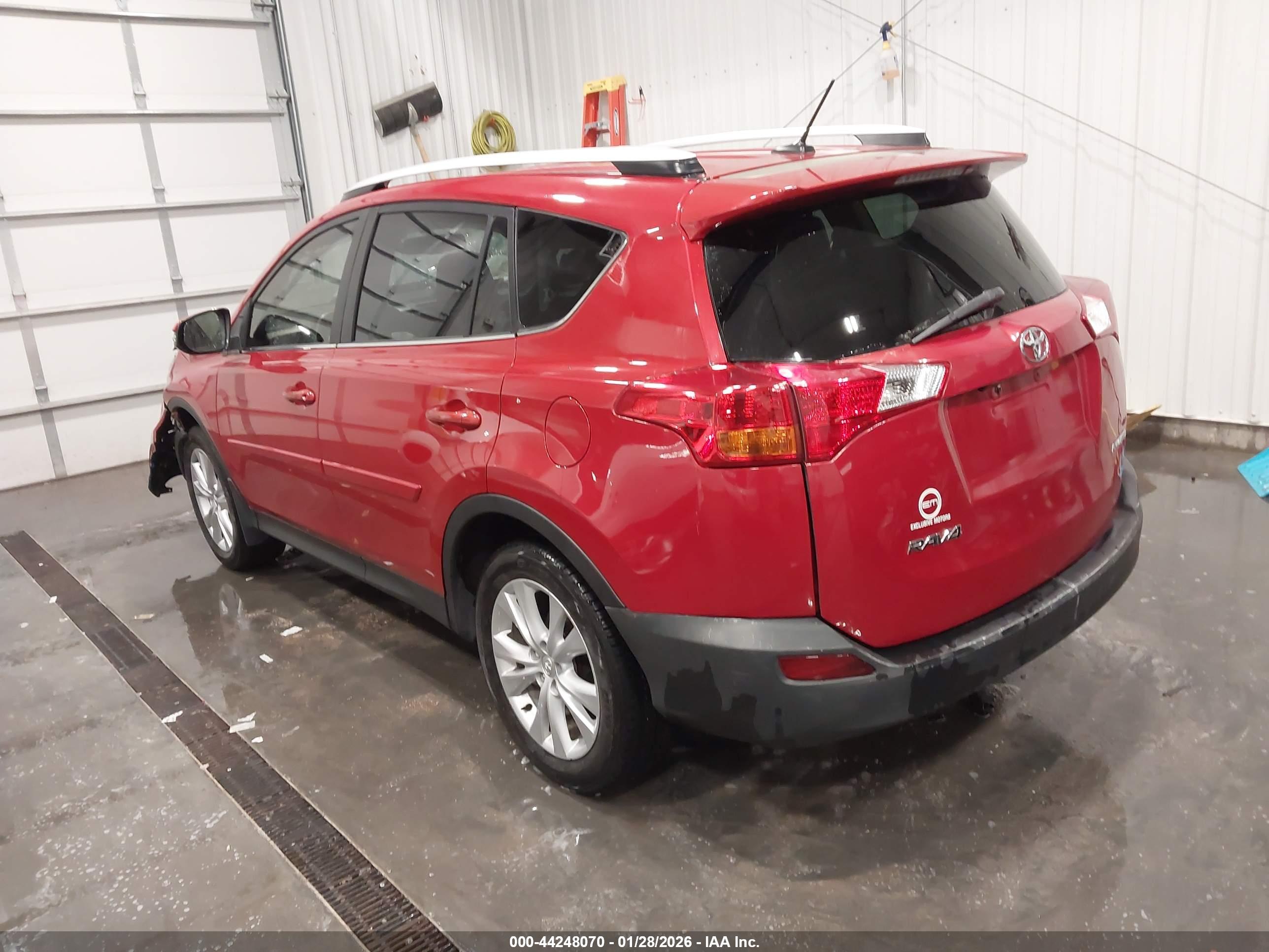 TOYOTA RAV4 image 3