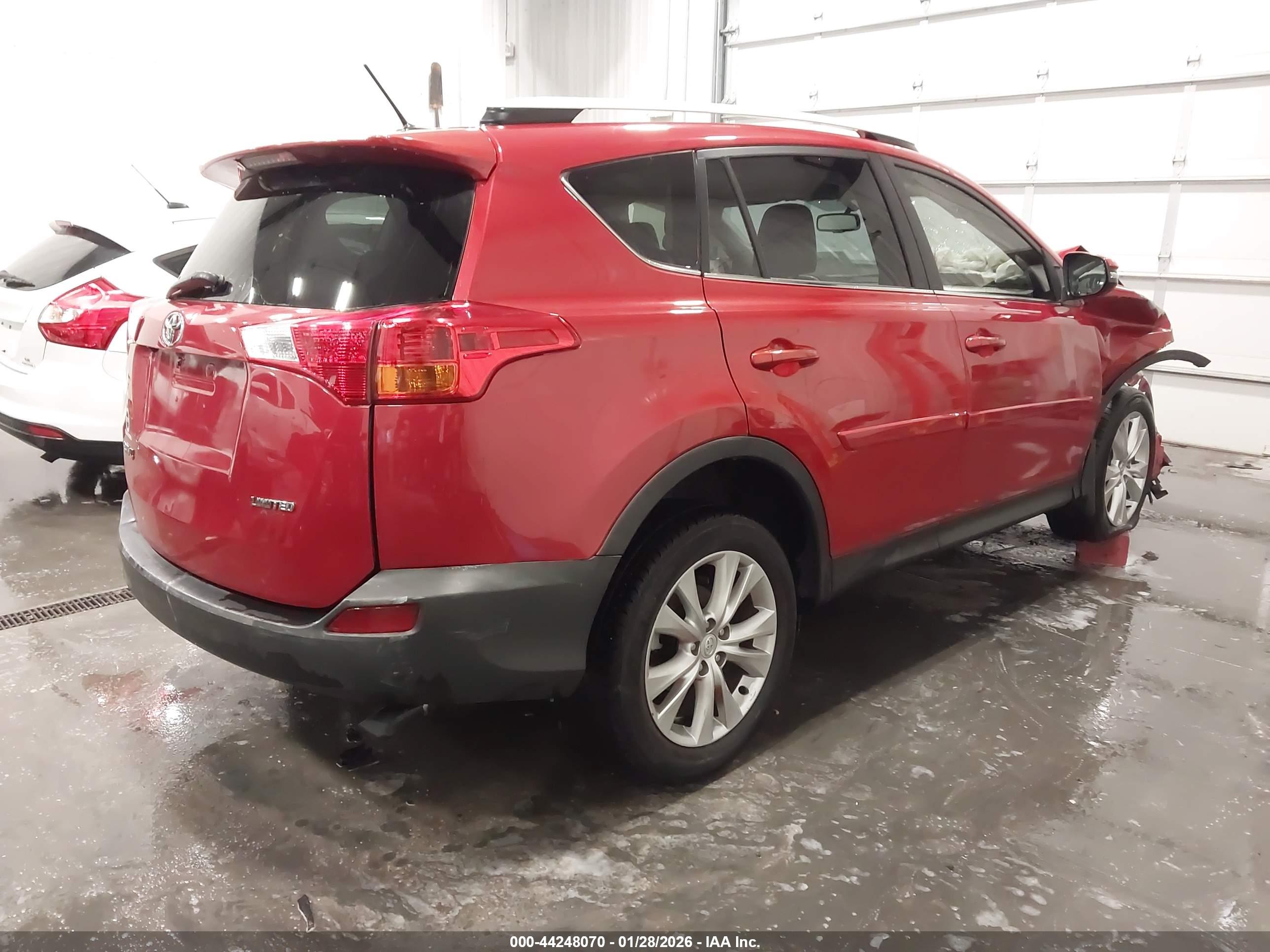 TOYOTA RAV4 image 4
