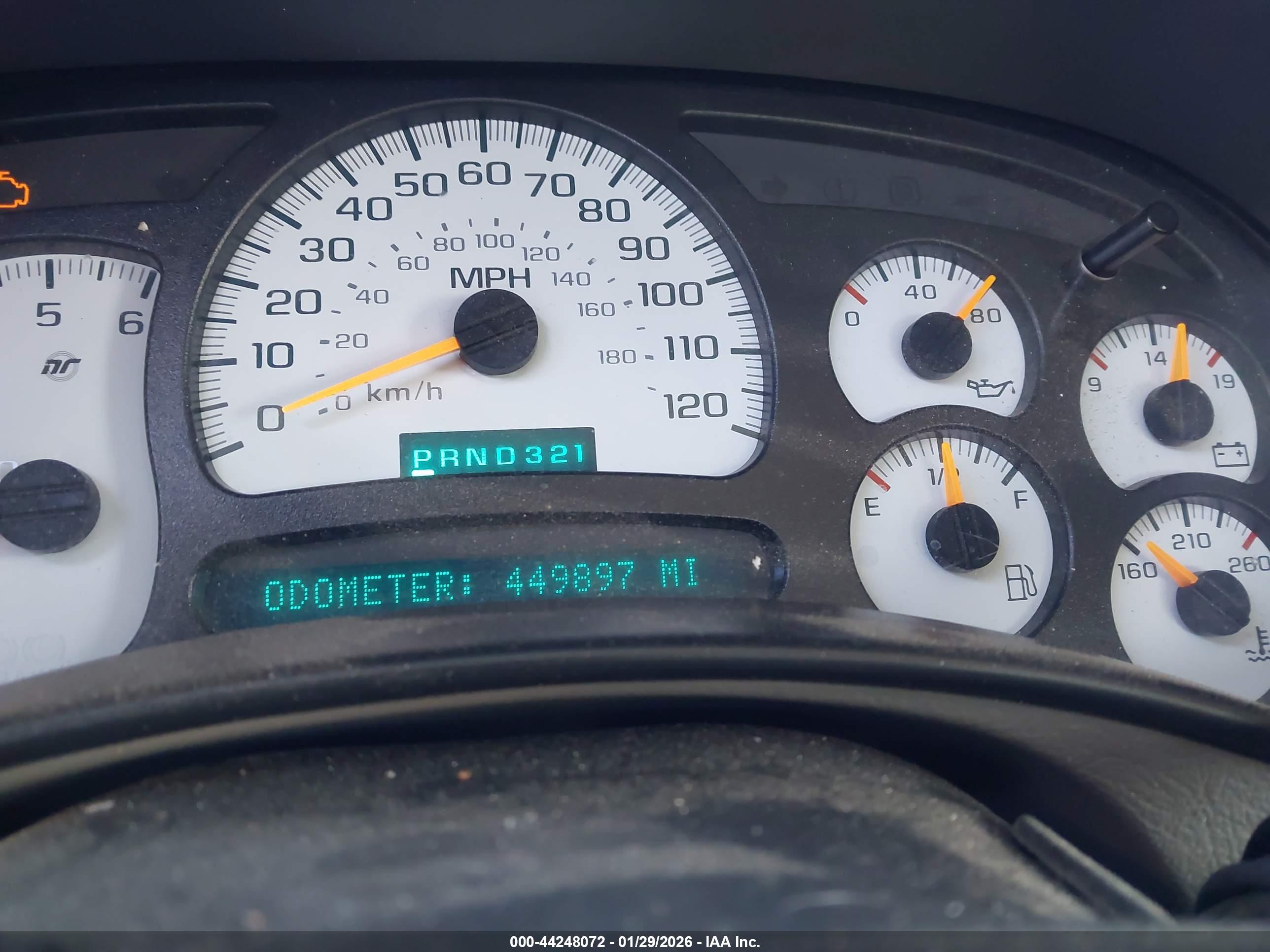 CHEVROLET SILVERADO image 7