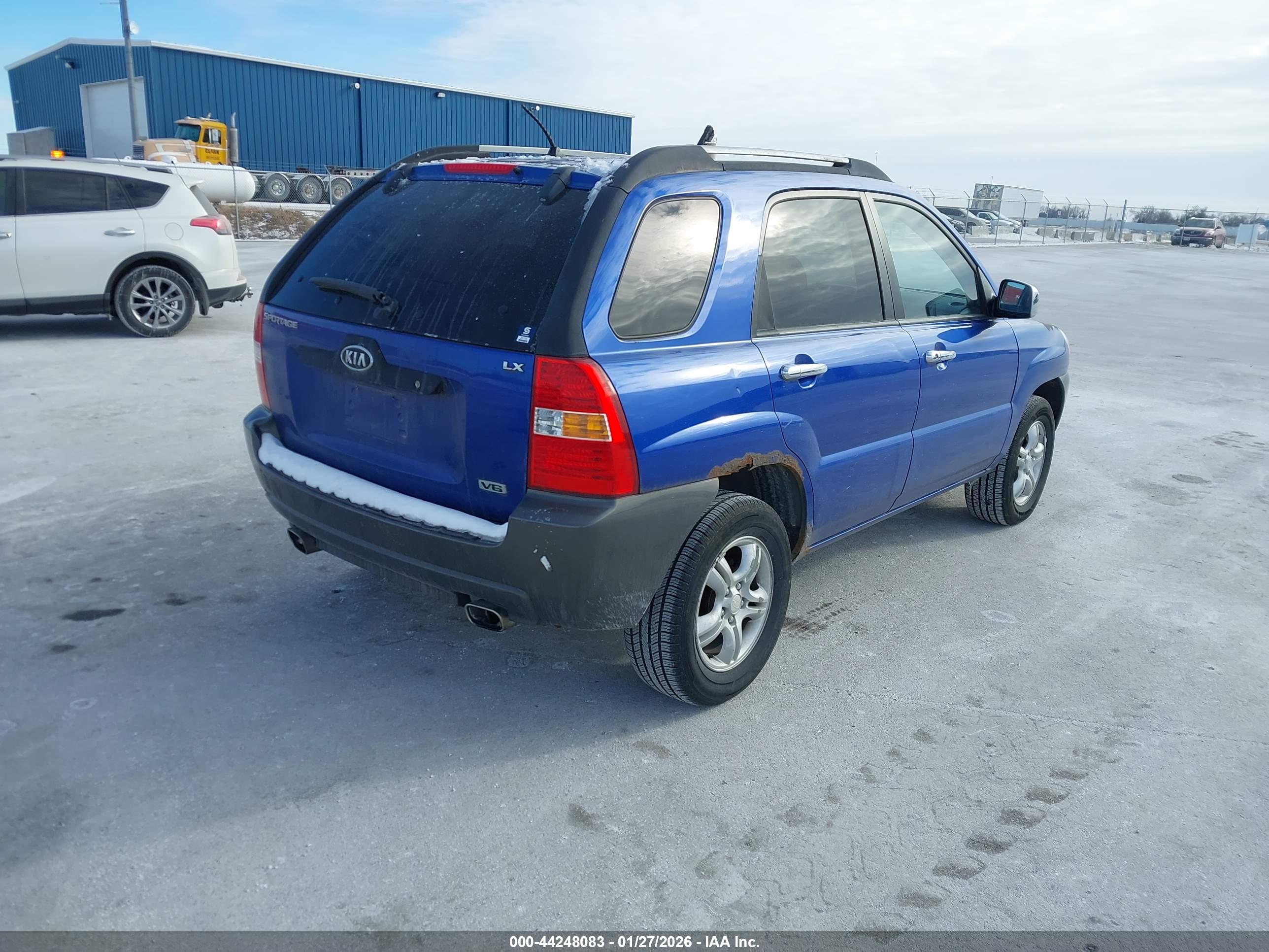 KIA SPORTAGE image 4