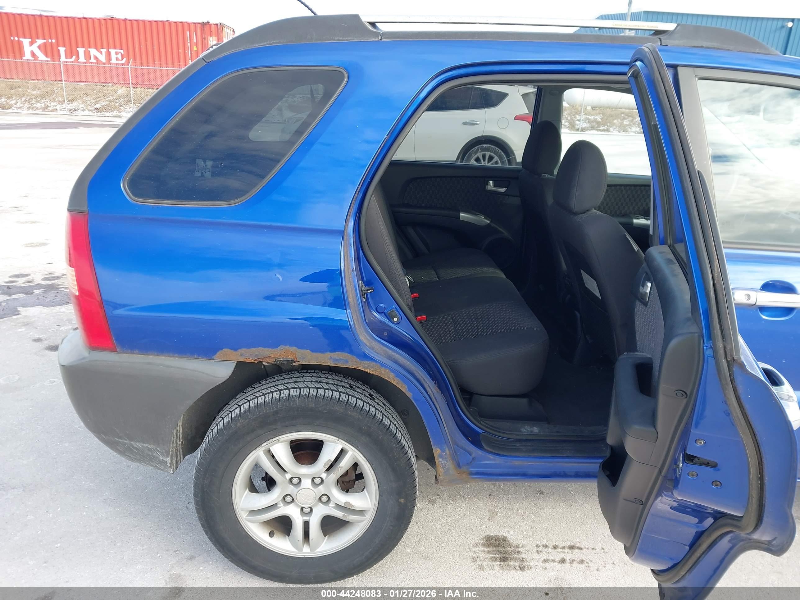 KIA SPORTAGE image 8