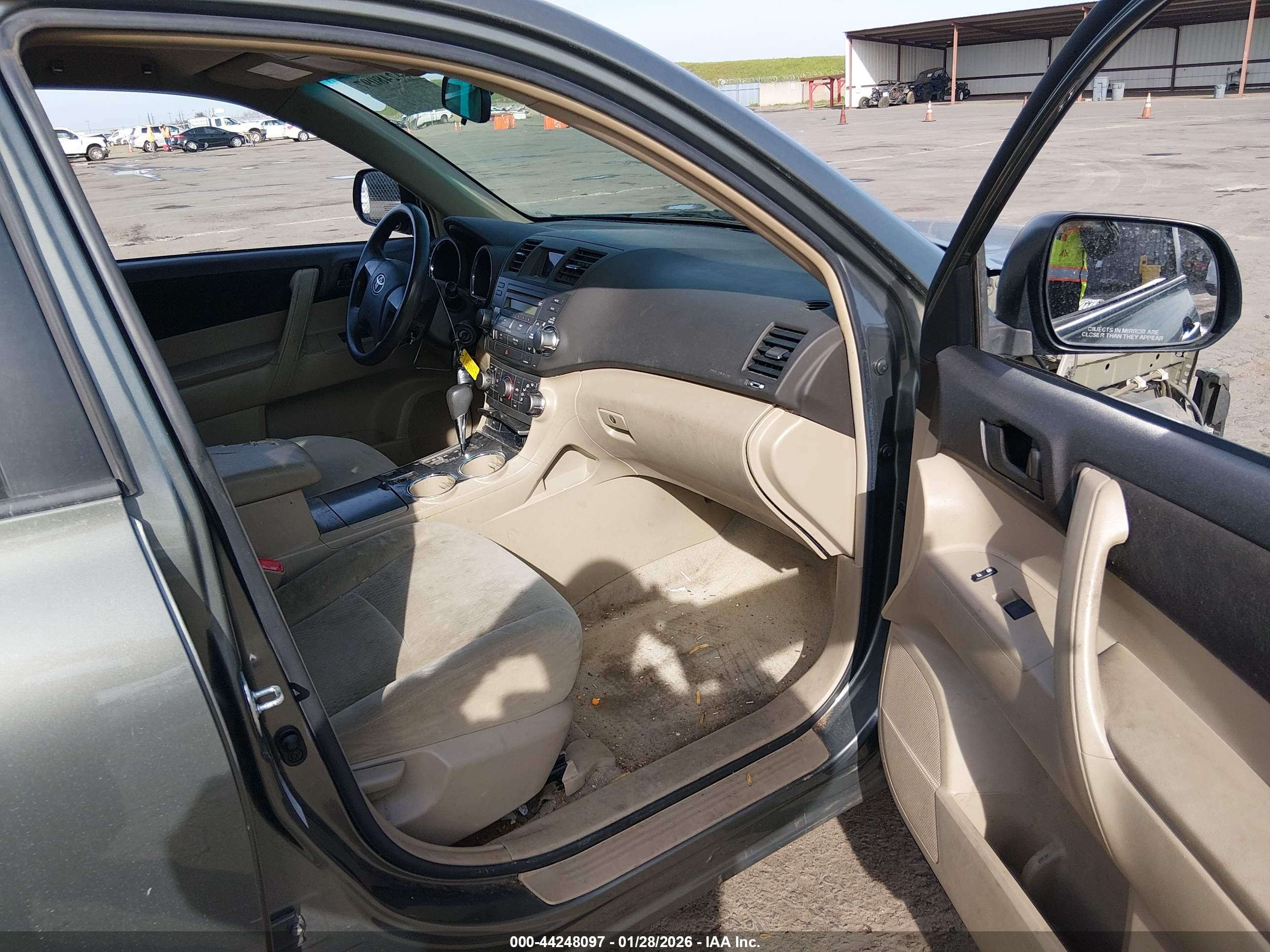 TOYOTA HIGHLANDER image 5