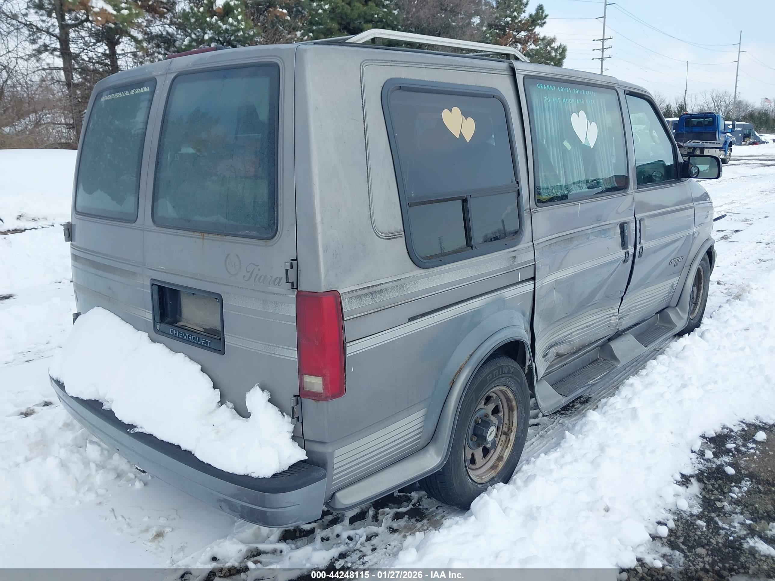 CHEVROLET ASTRO image 4