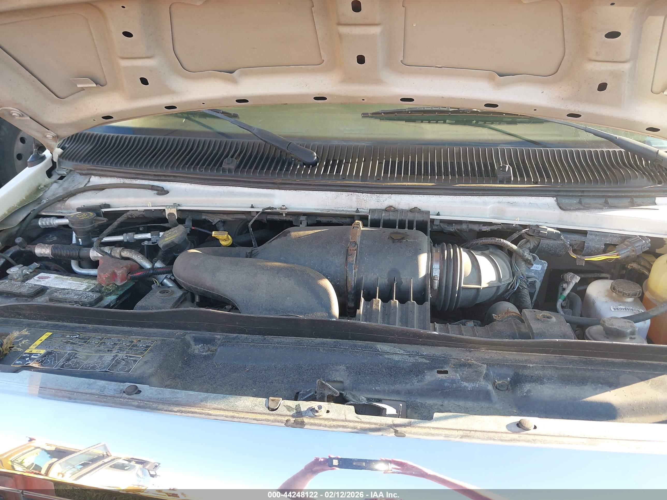 FORD E-450 image 10