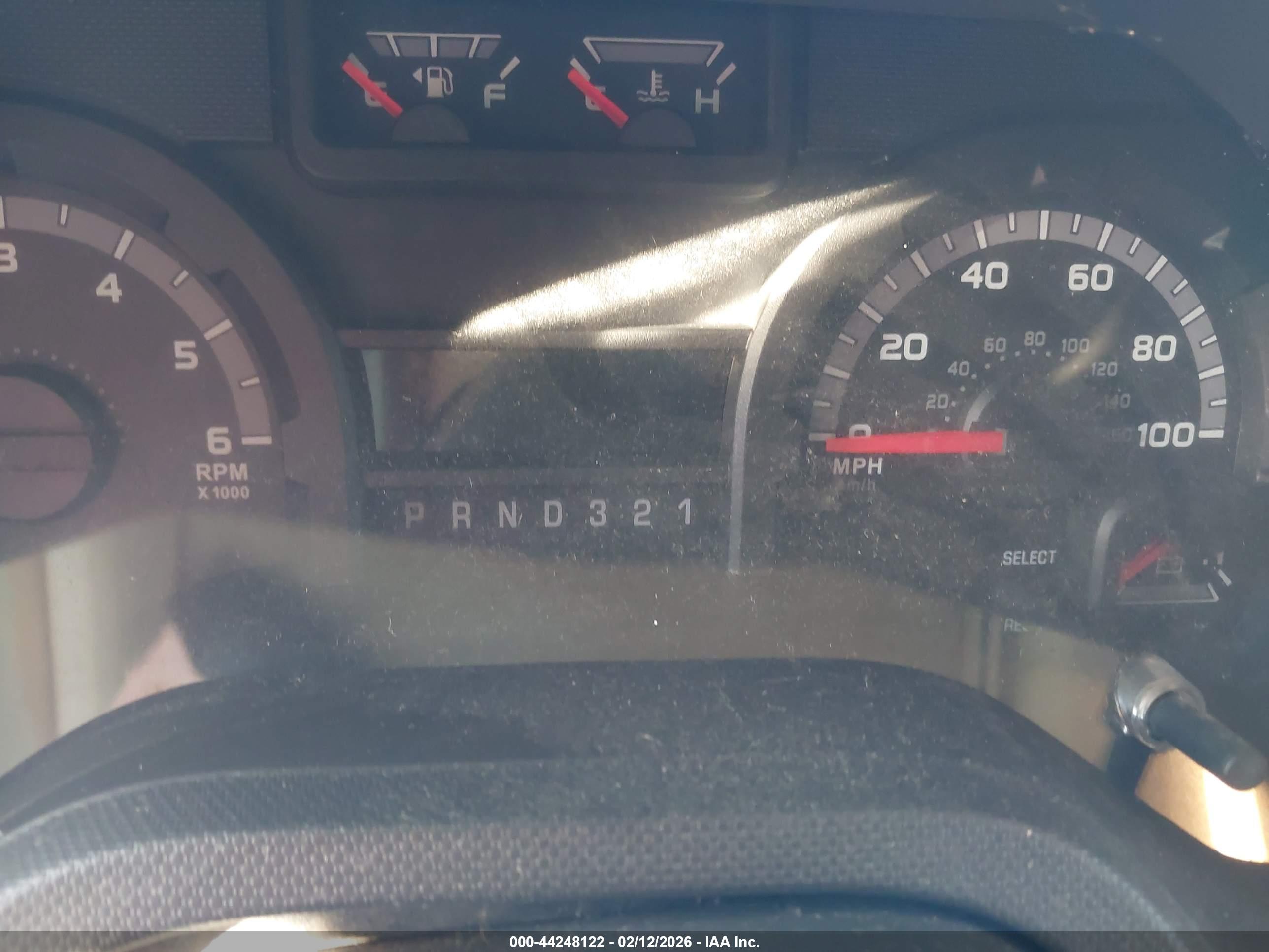 FORD E-450 image 6