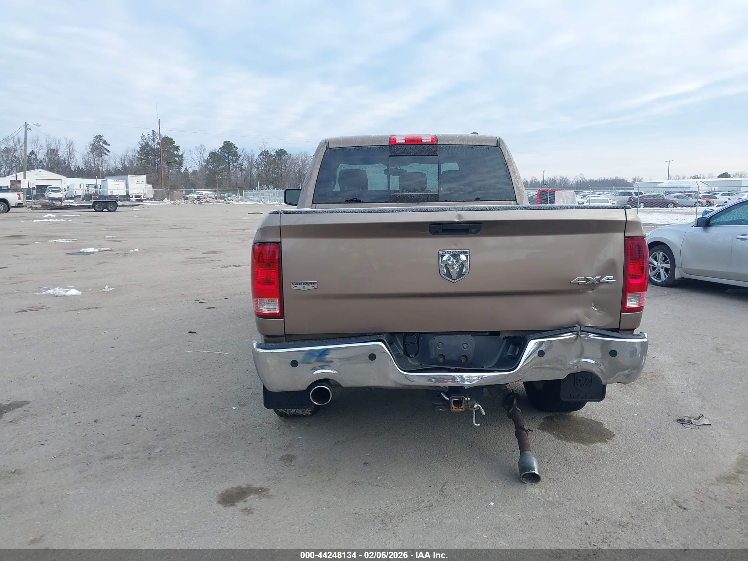 DODGE RAM image 6