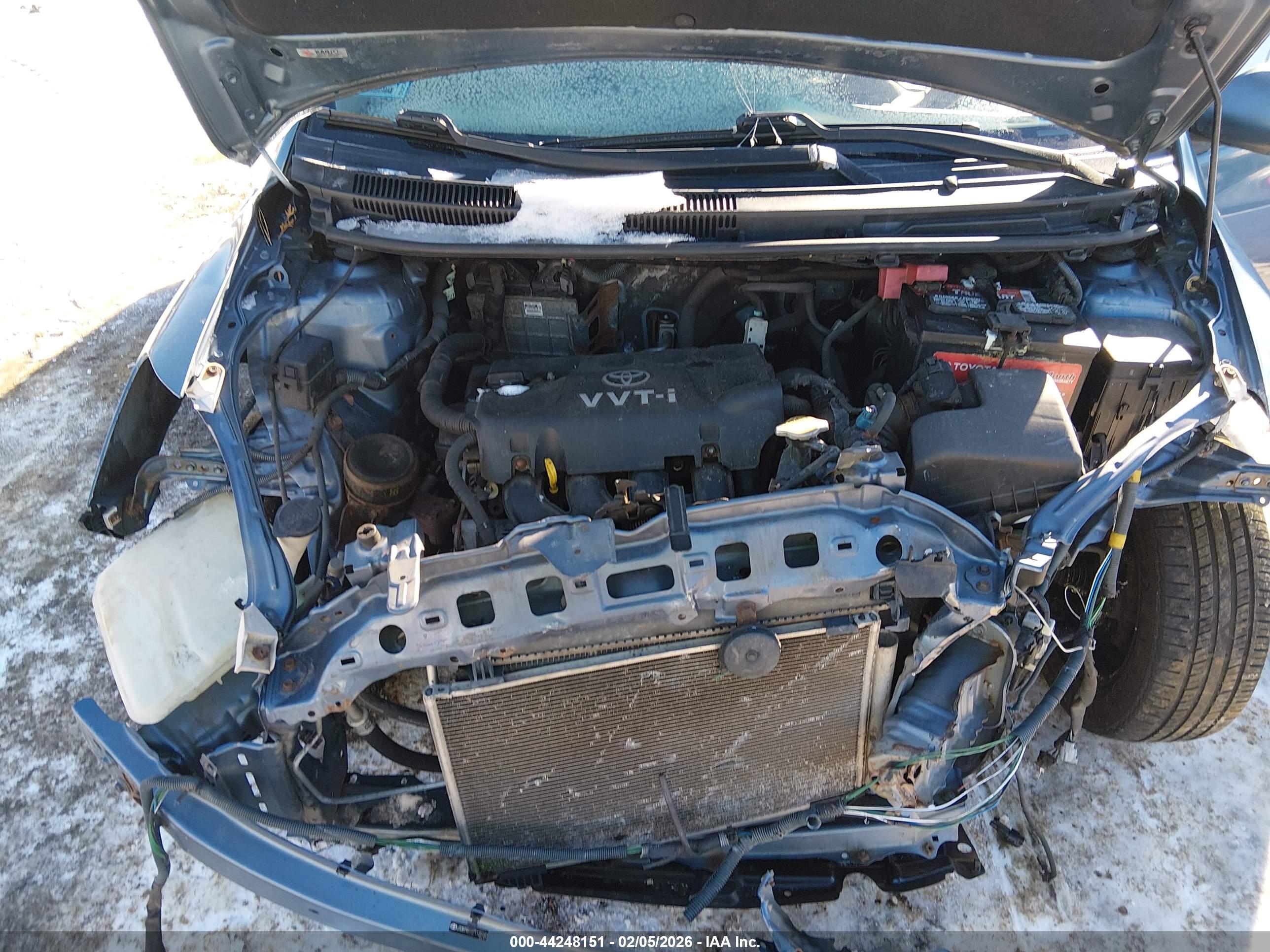 TOYOTA YARIS image 10