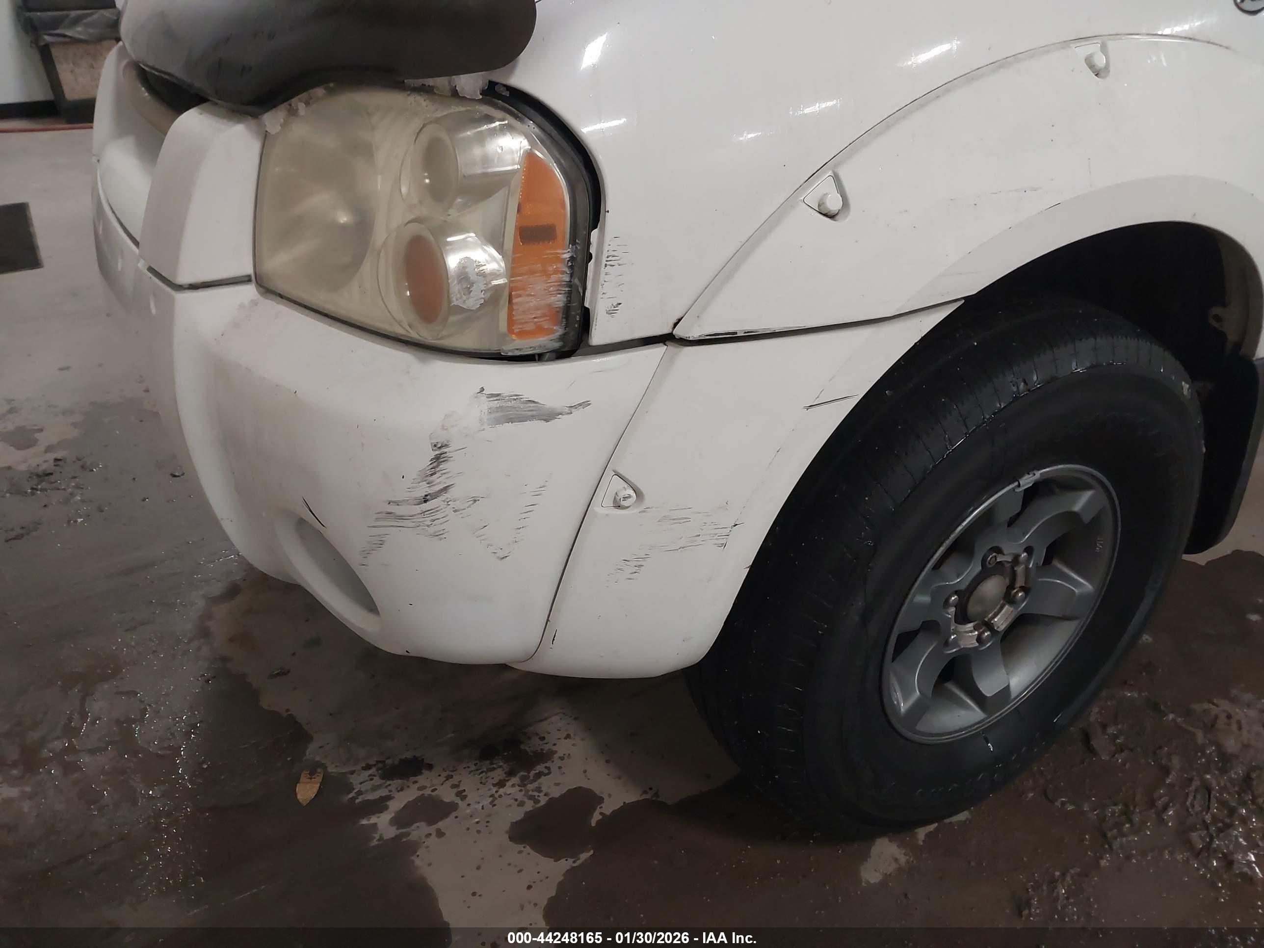 NISSAN FRONTIER image 6