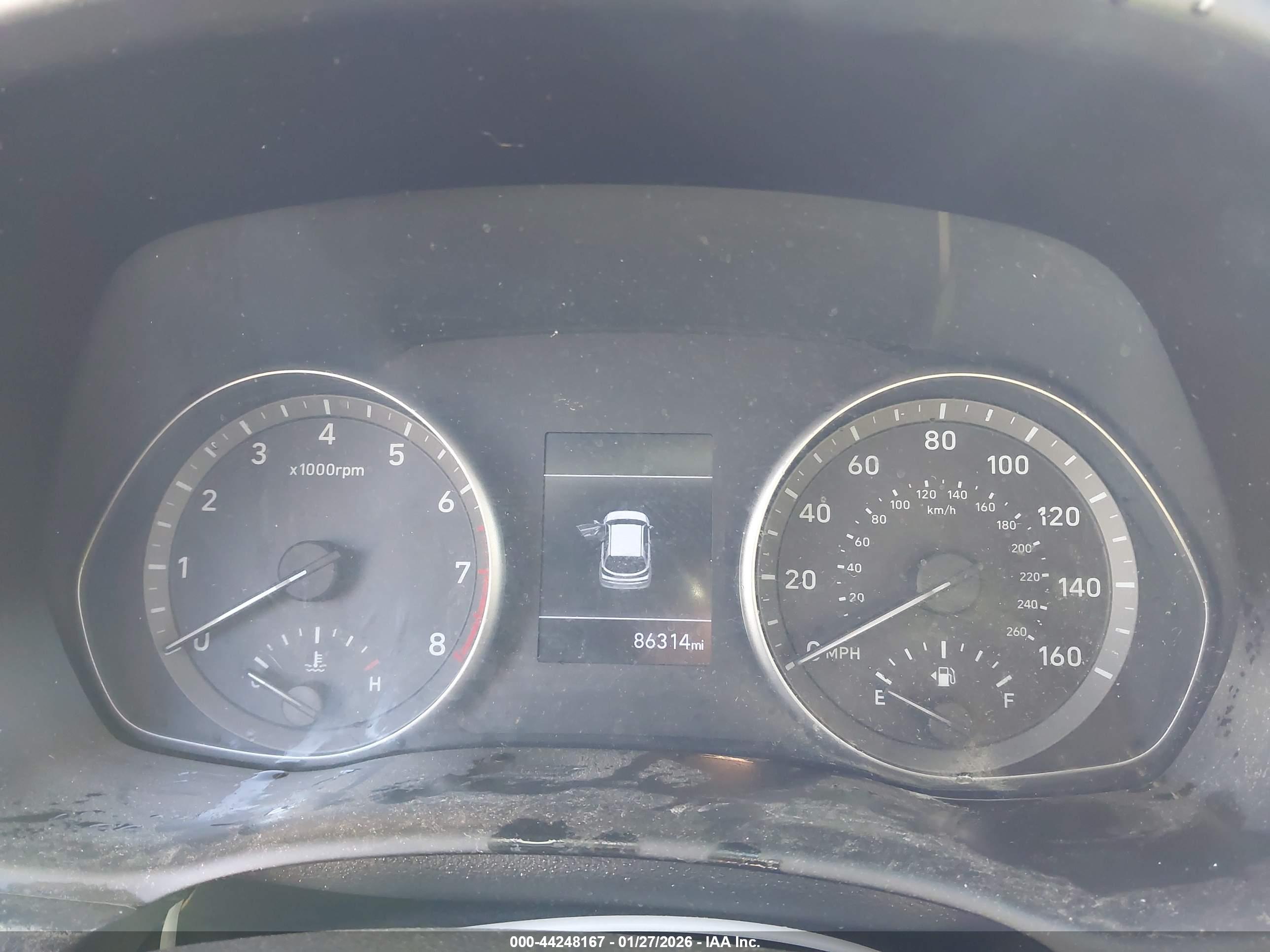 HYUNDAI ELANTRA image 7