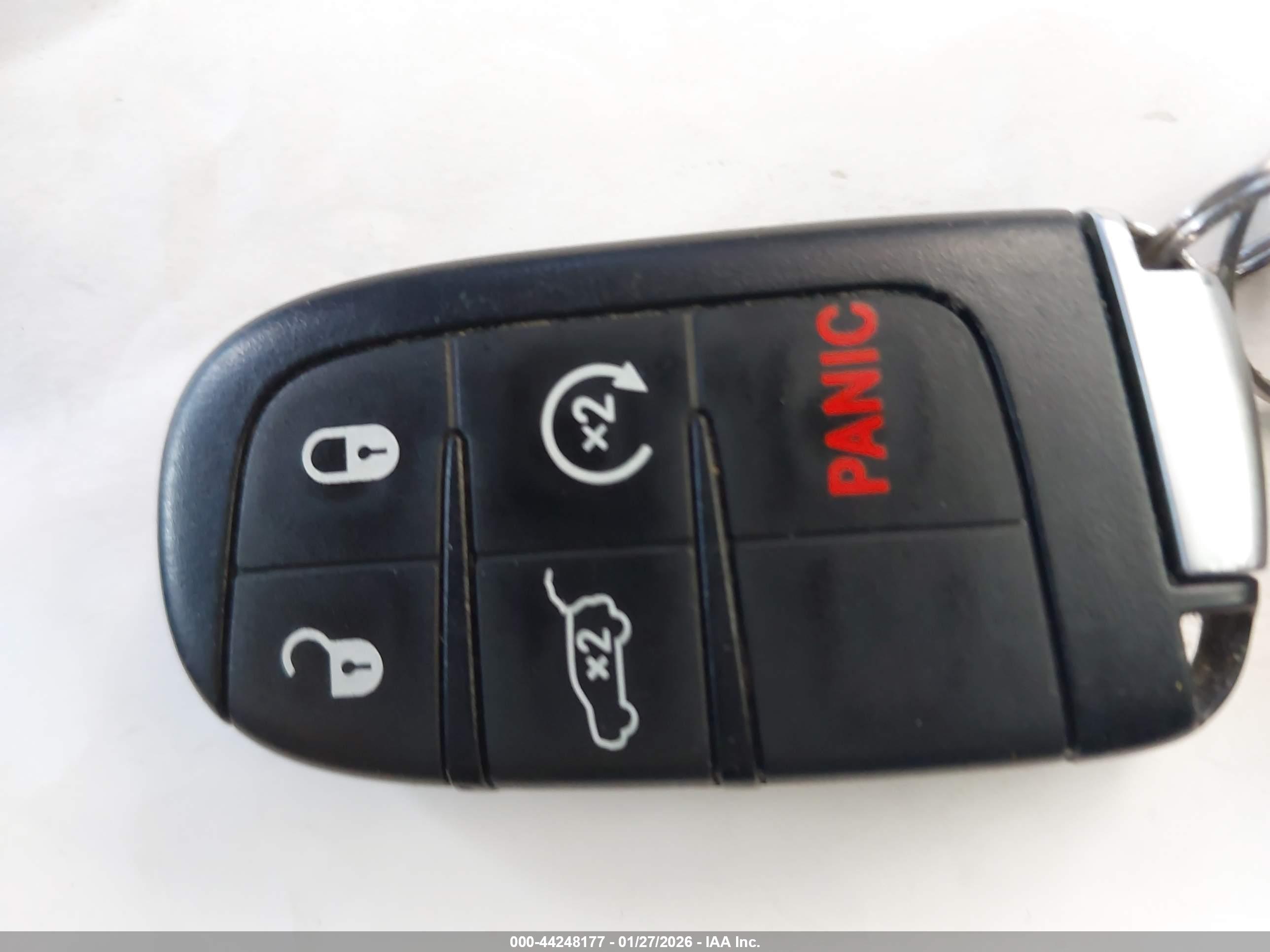 JEEP GRAND image 11