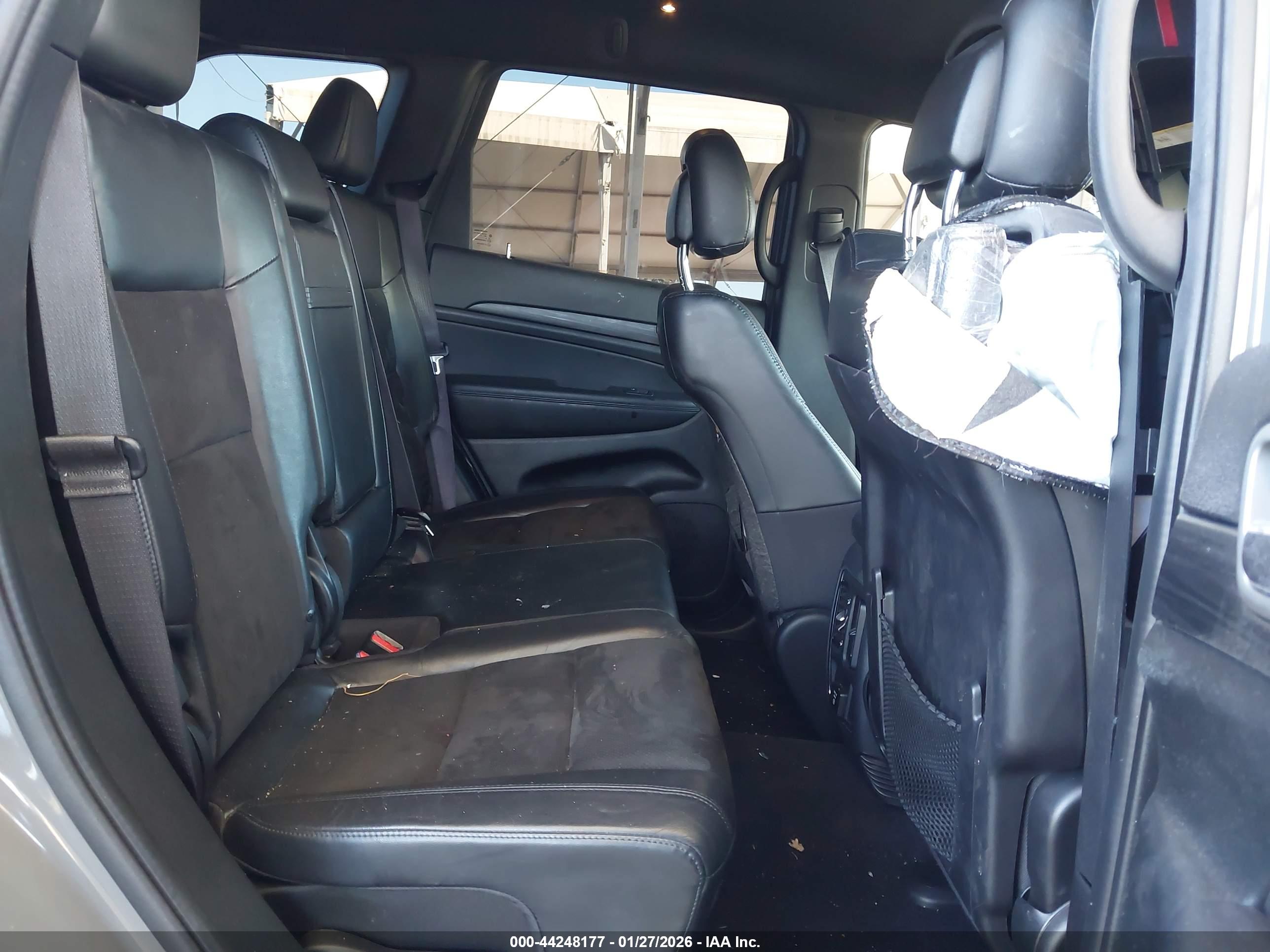 JEEP GRAND image 8