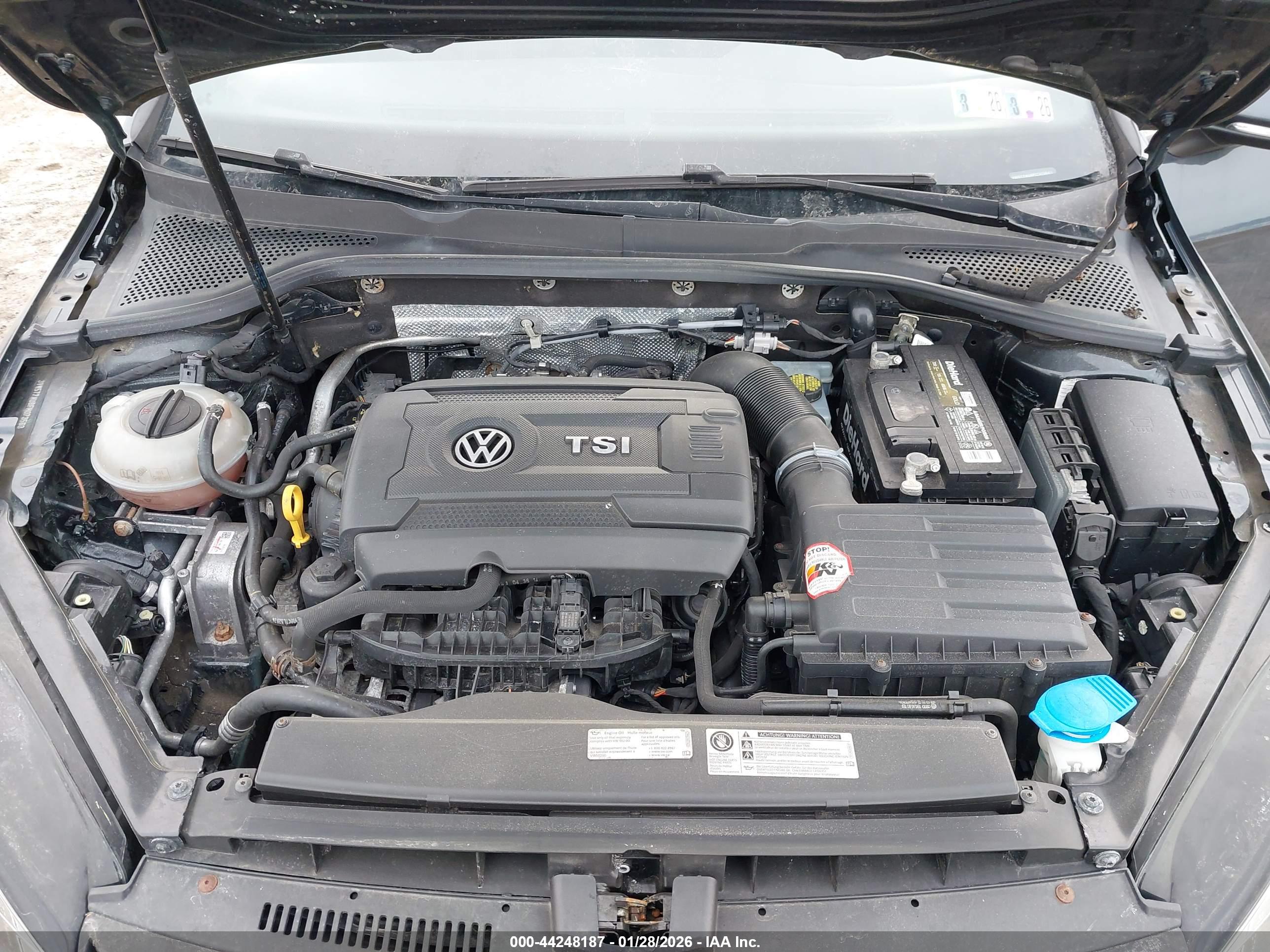 VOLKSWAGEN GOLF image 10