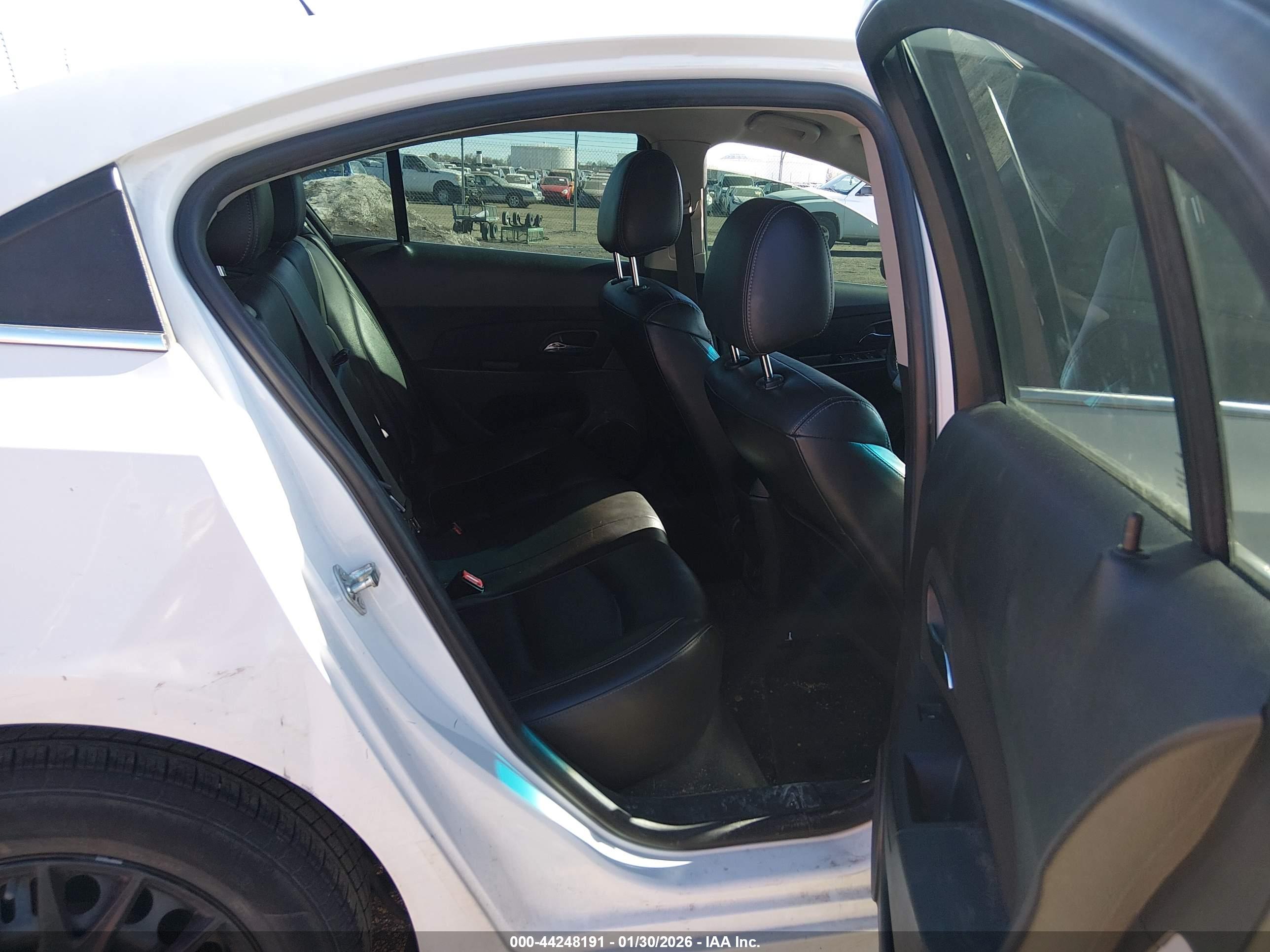 CHEVROLET CRUZE image 8