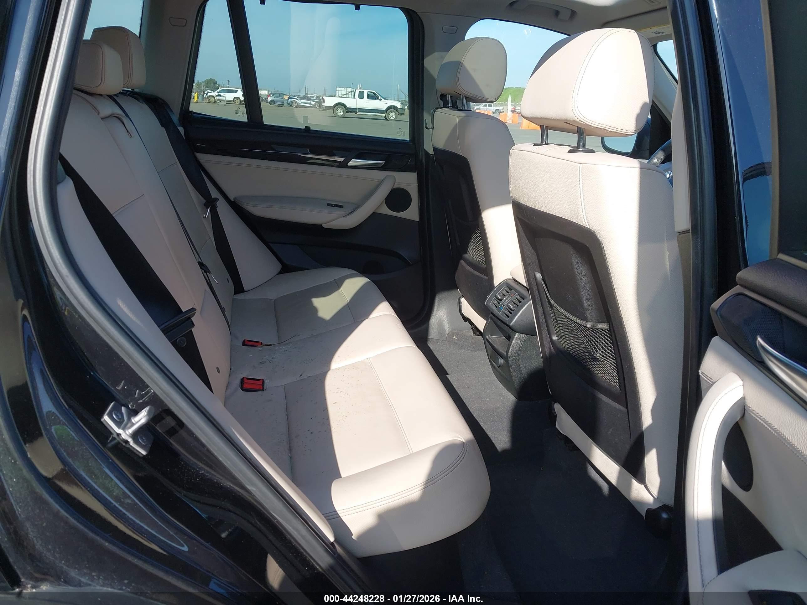 BMW X3 image 8