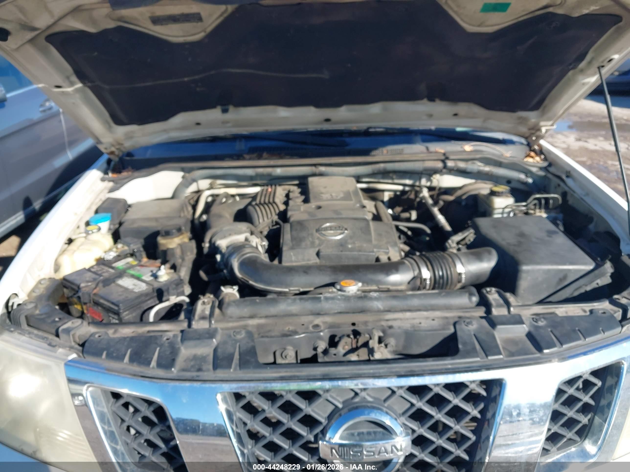 NISSAN FRONTIER image 10