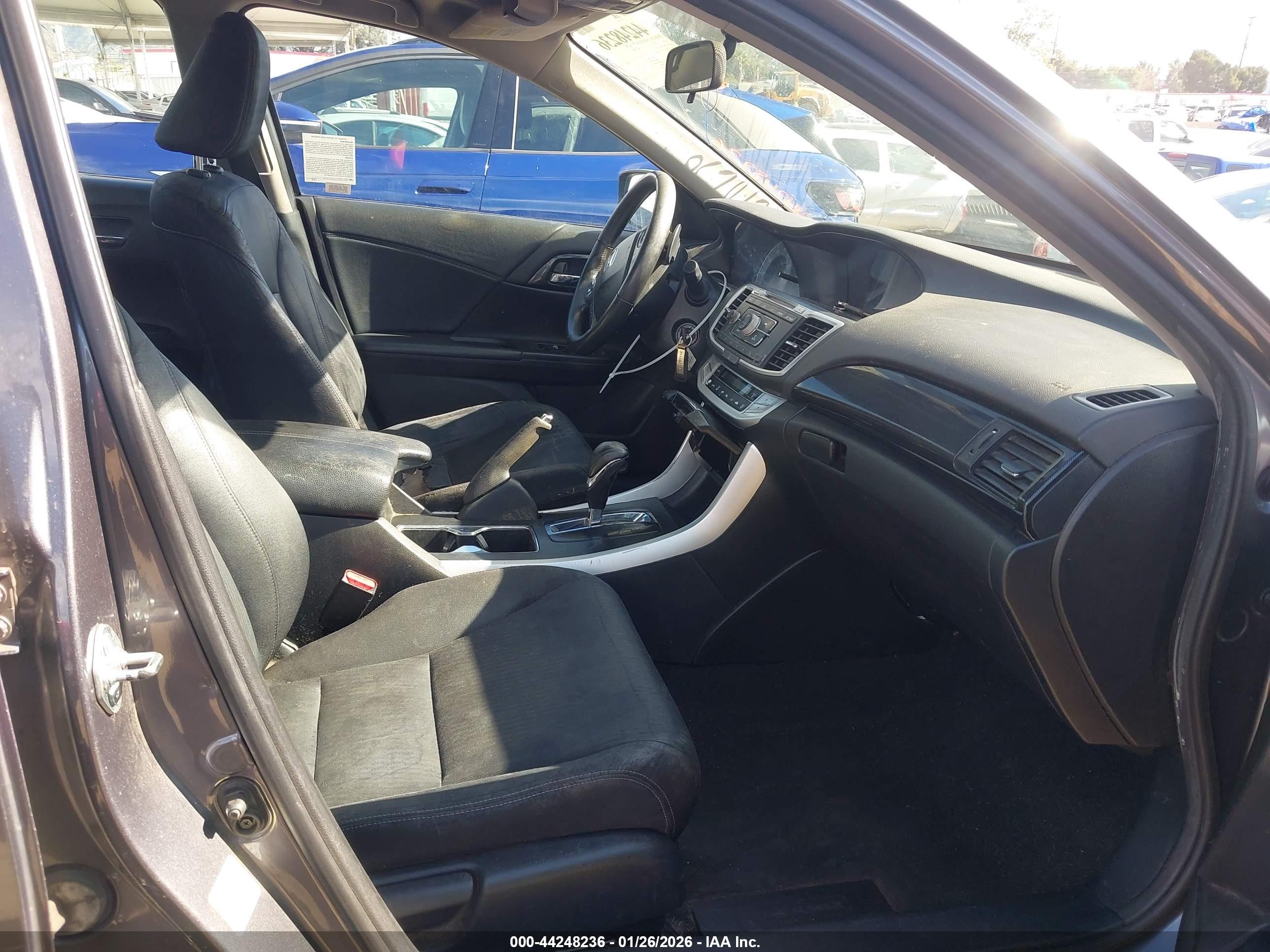 HONDA ACCORD image 5
