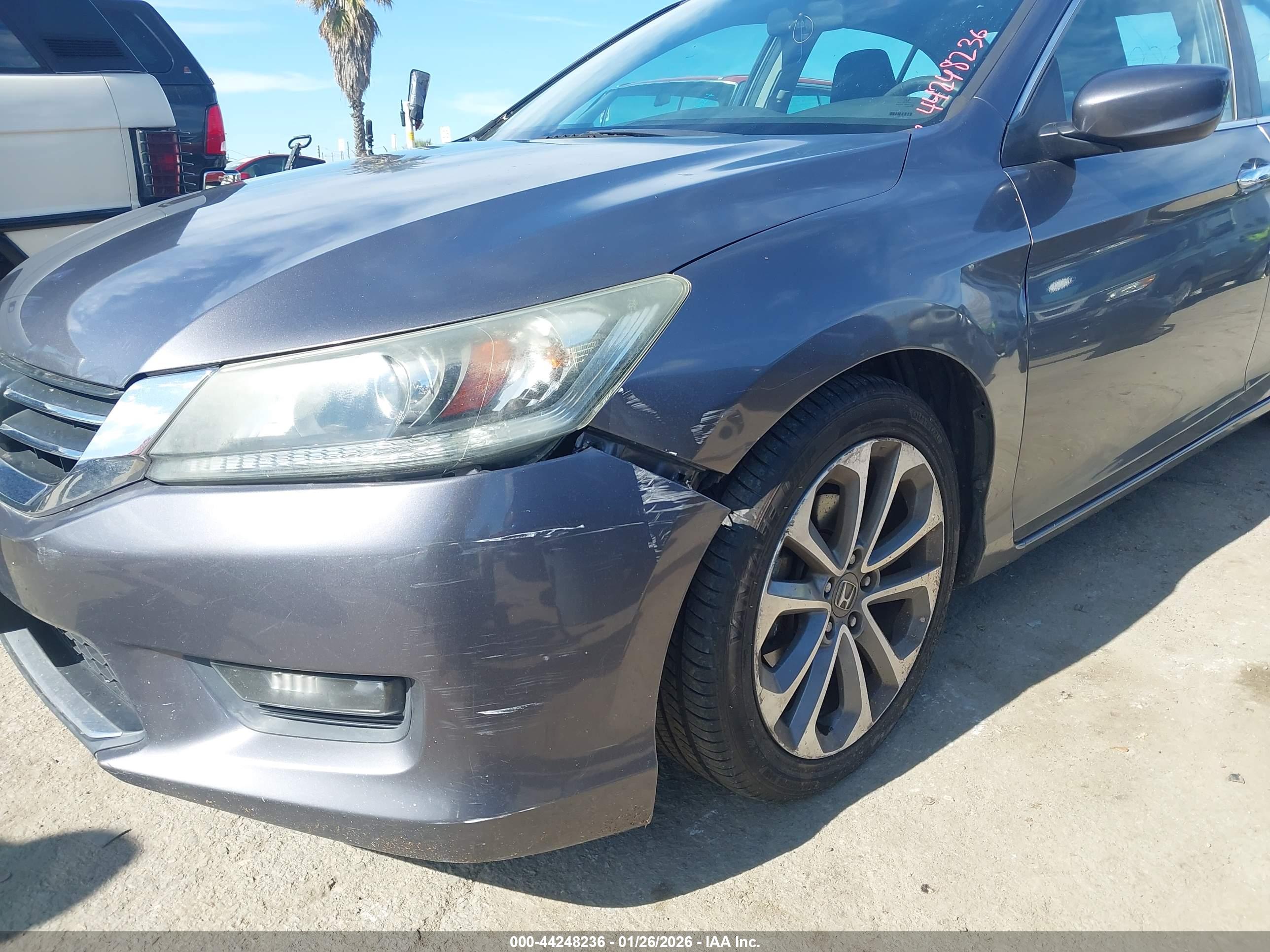 HONDA ACCORD image 6