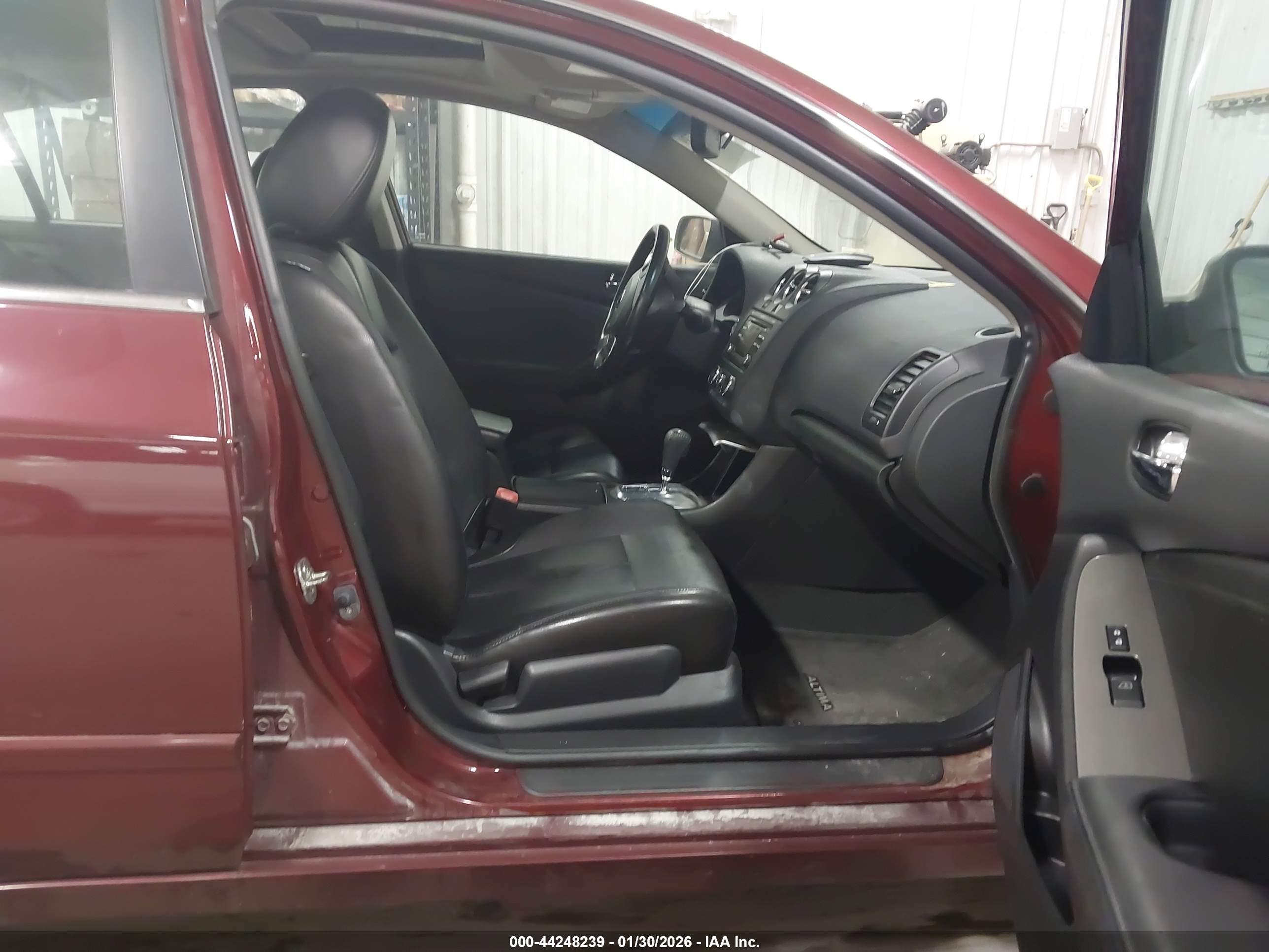 NISSAN ALTIMA image 5