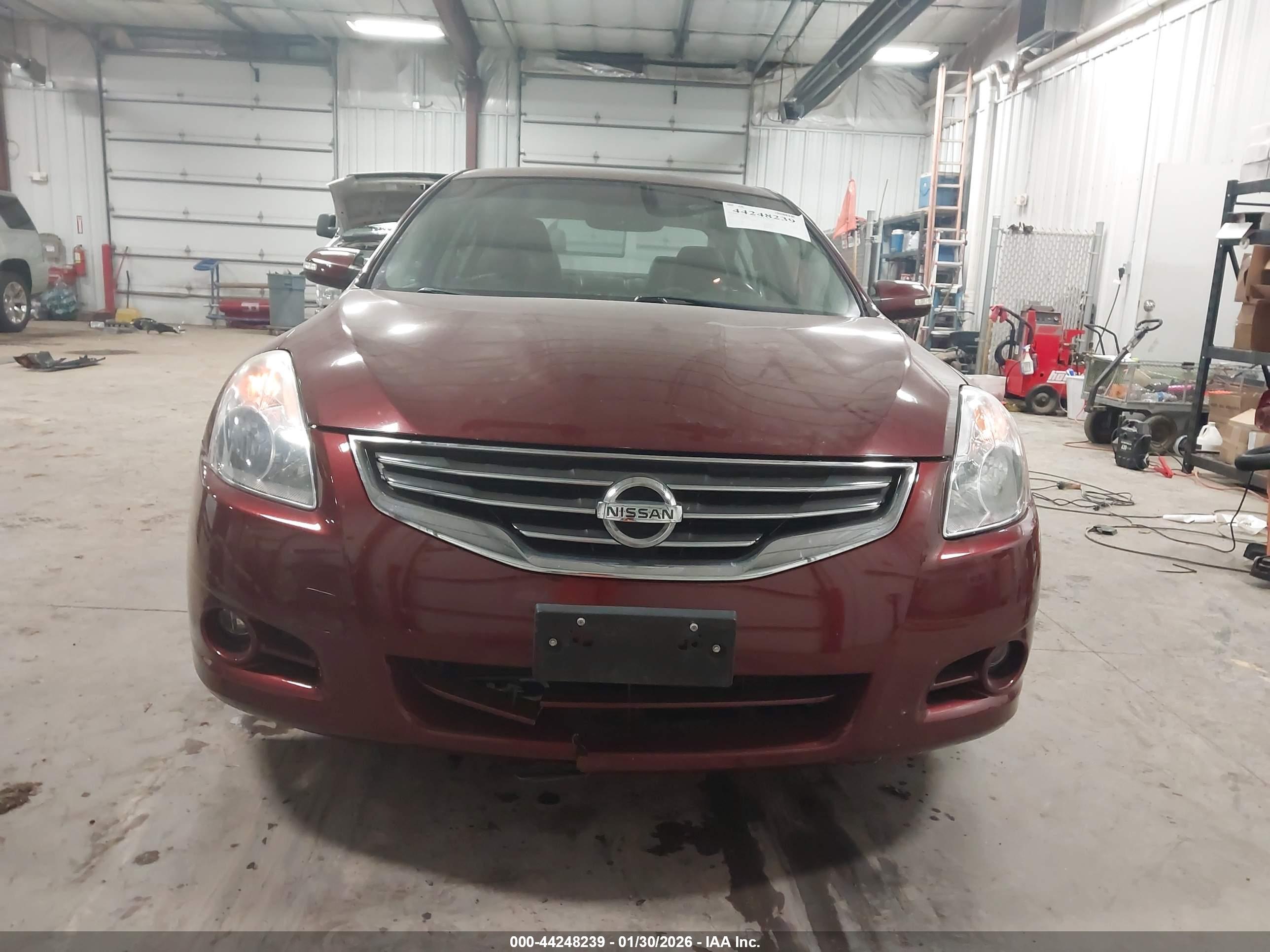 NISSAN ALTIMA image 6