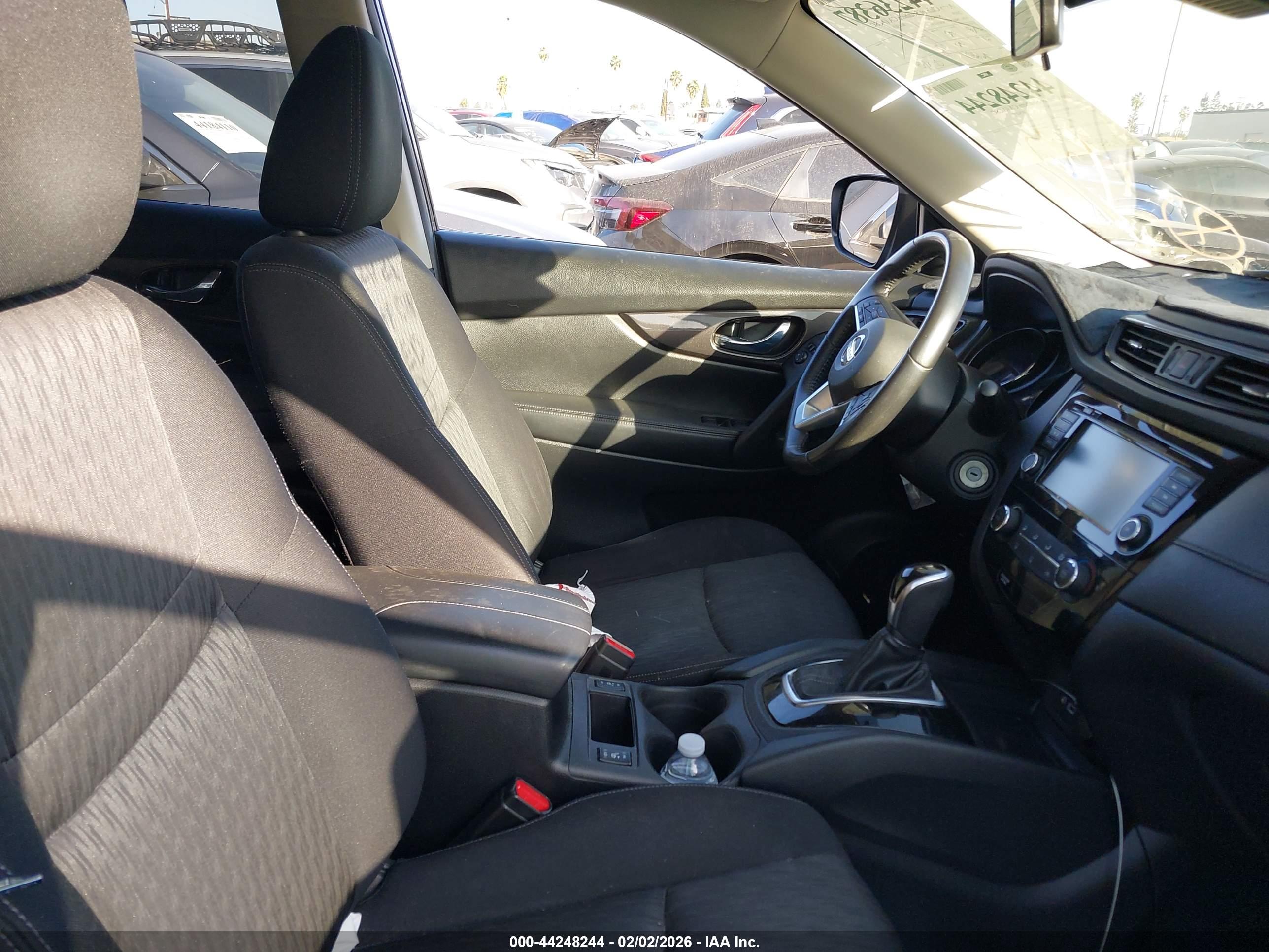 NISSAN ROGUE image 5
