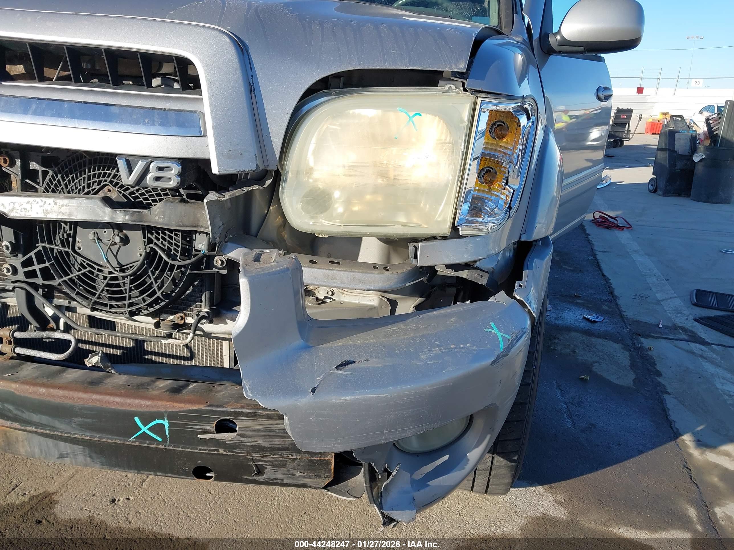 TOYOTA SEQUOIA image 6