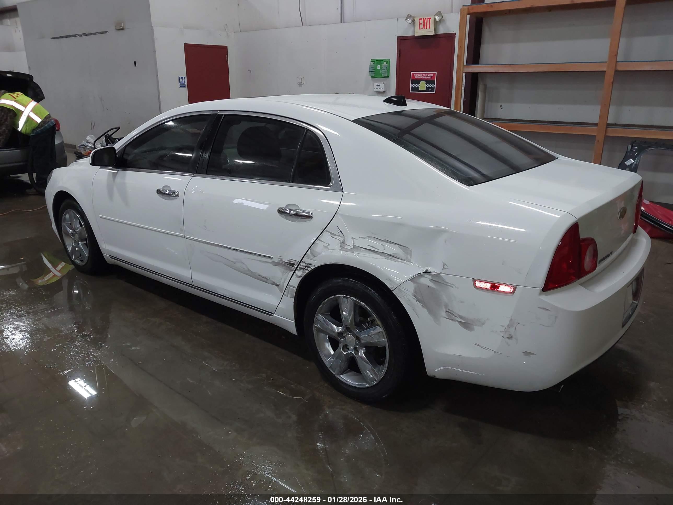 CHEVROLET MALIBU image 3