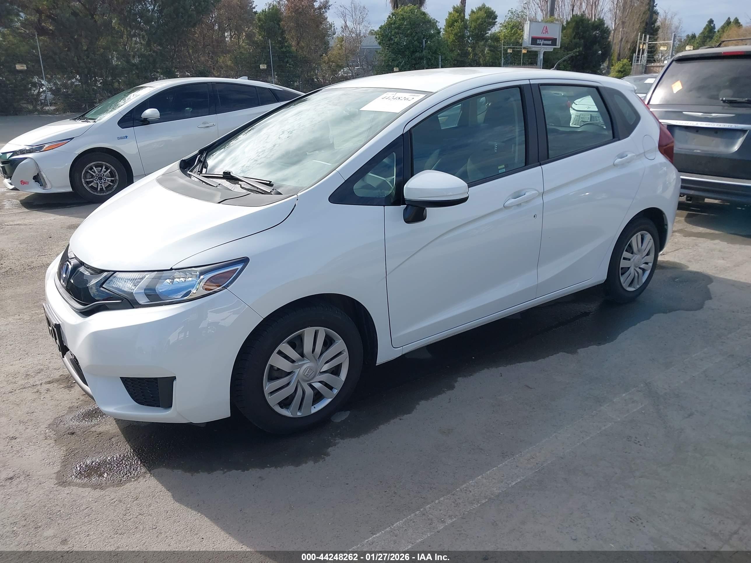 HONDA FIT image 2