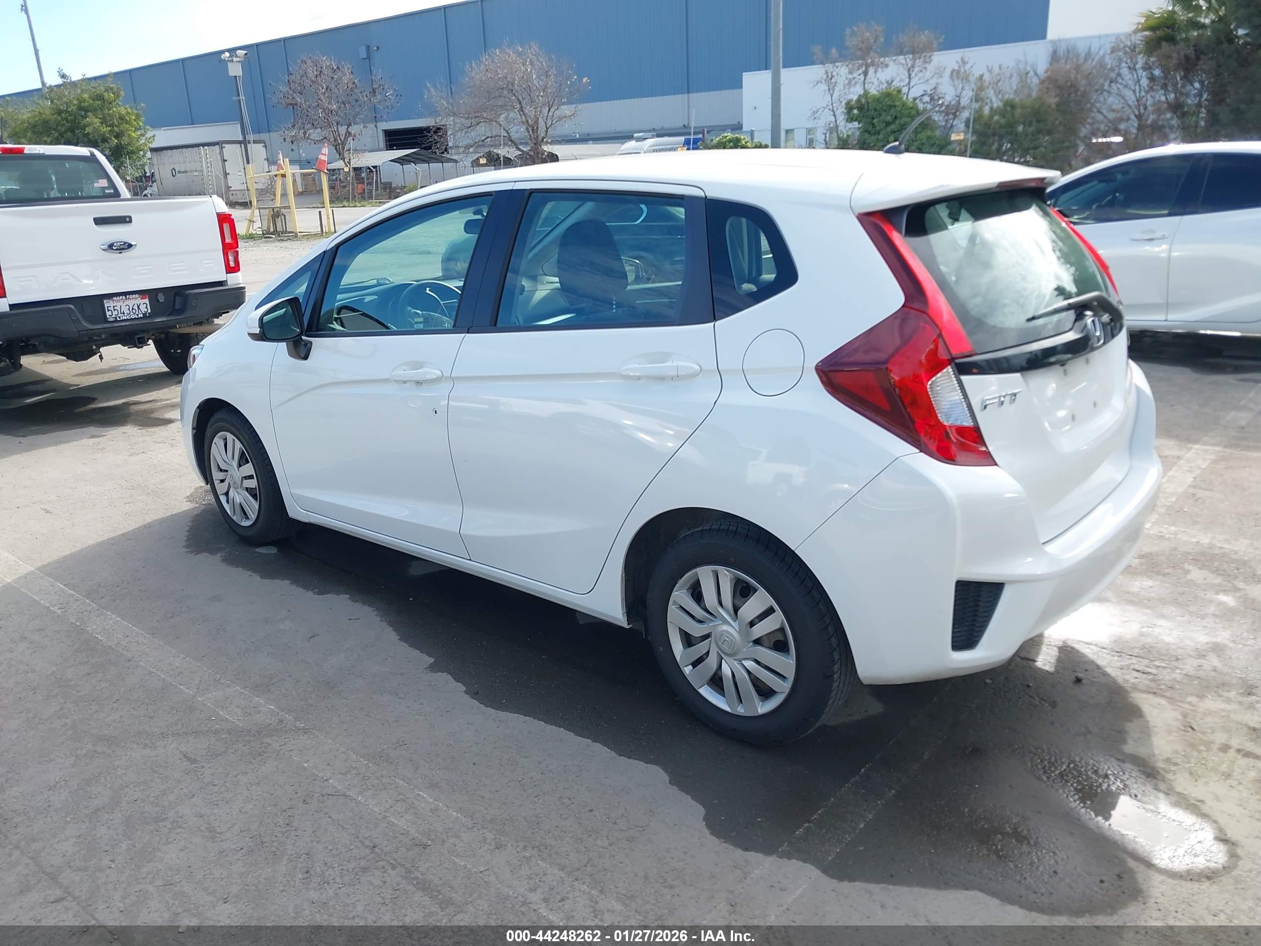 HONDA FIT image 3