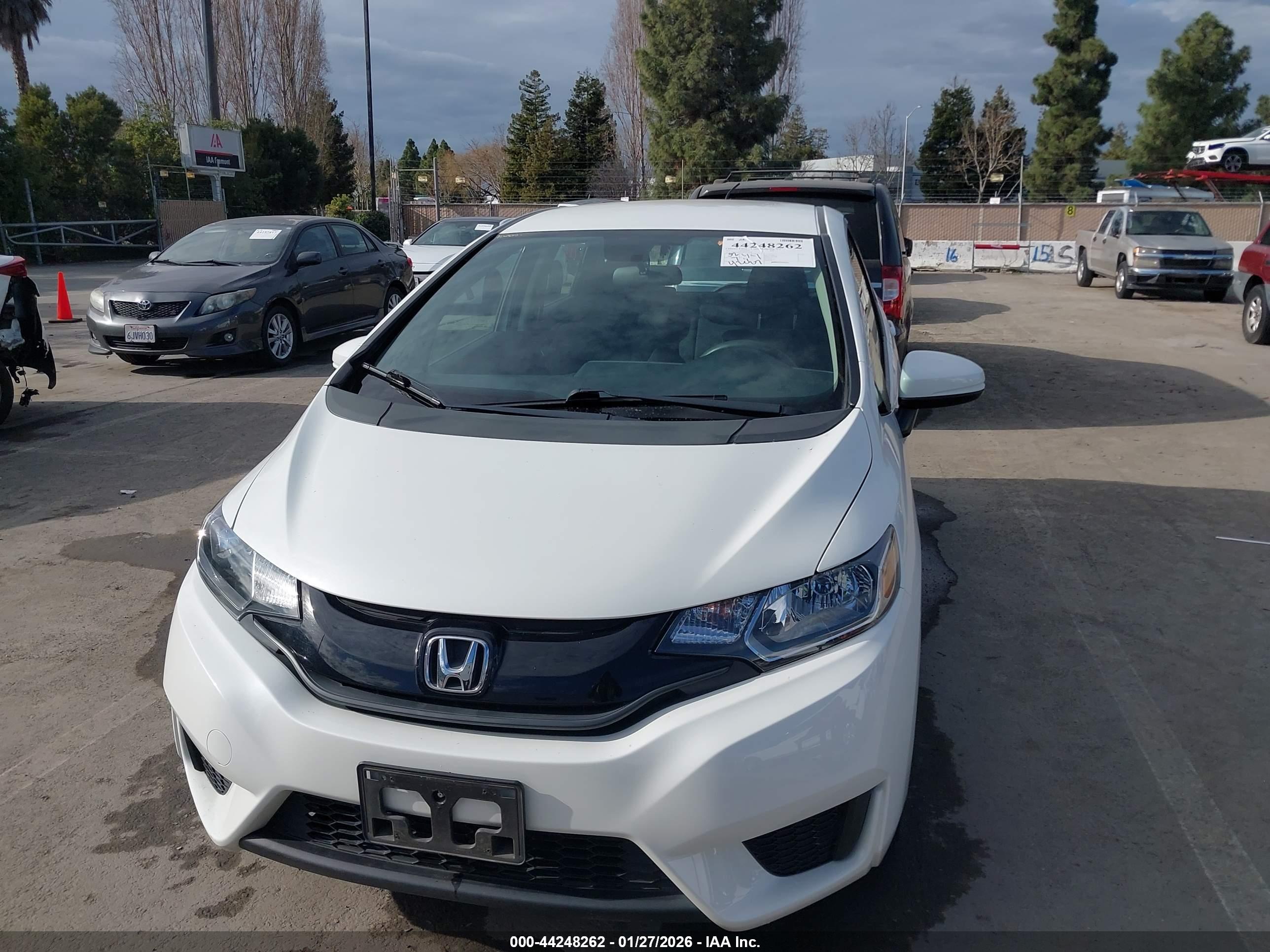 HONDA FIT image 6