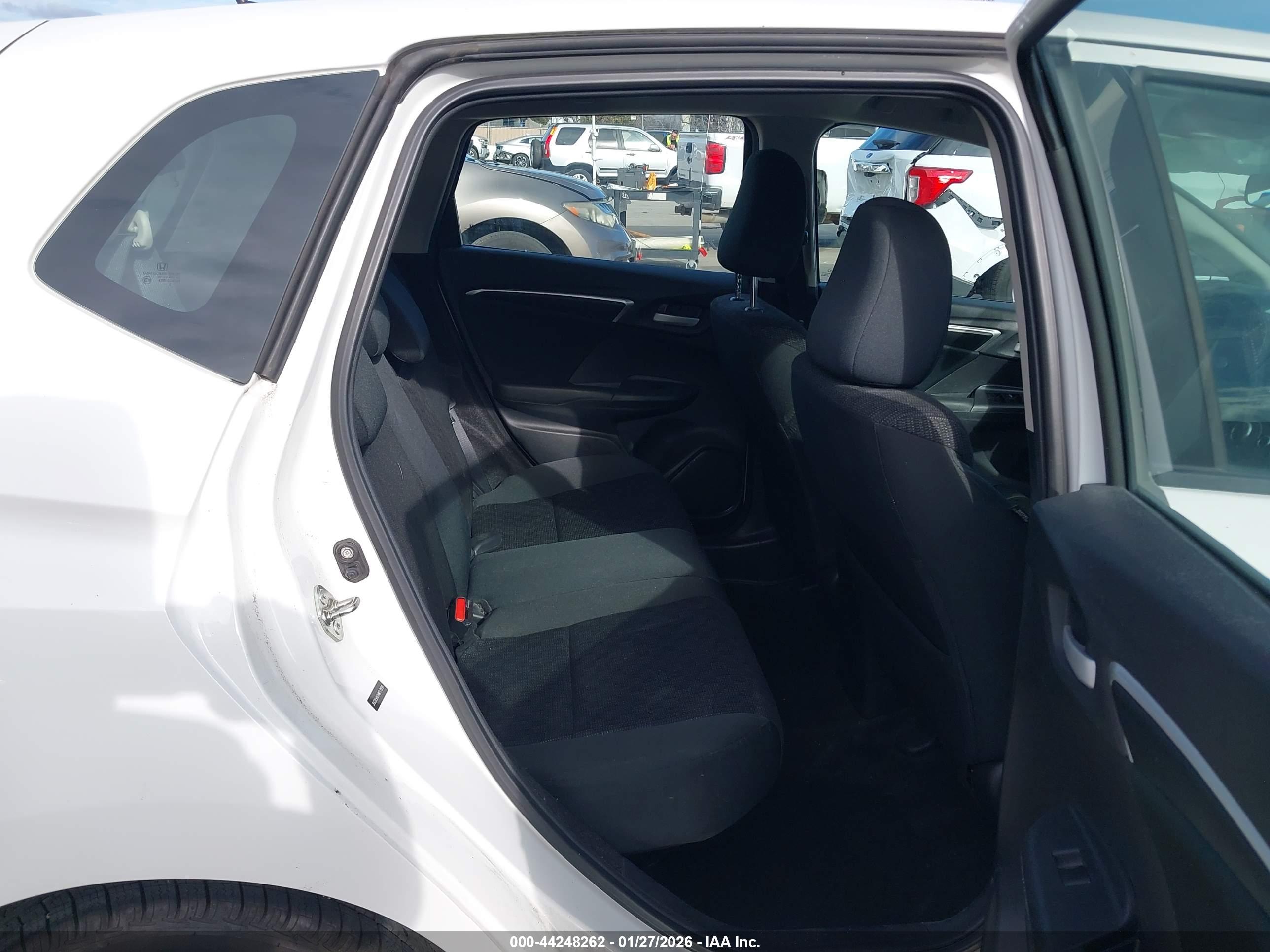 HONDA FIT image 8