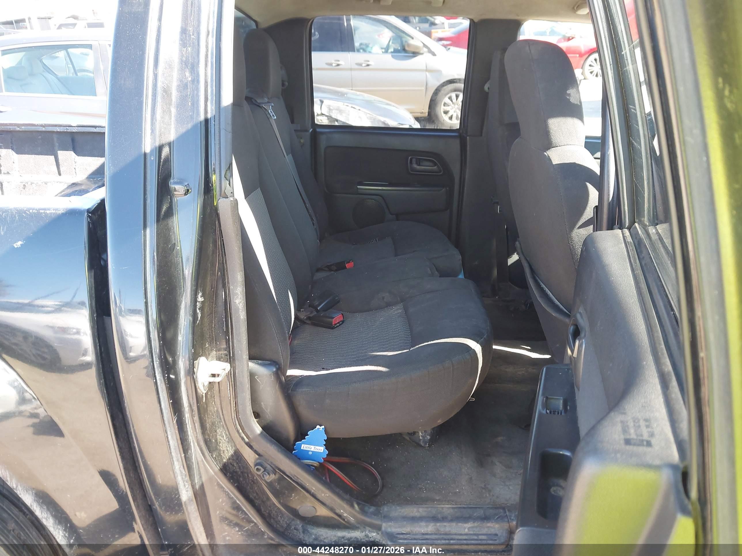 CHEVROLET COLORADO image 8