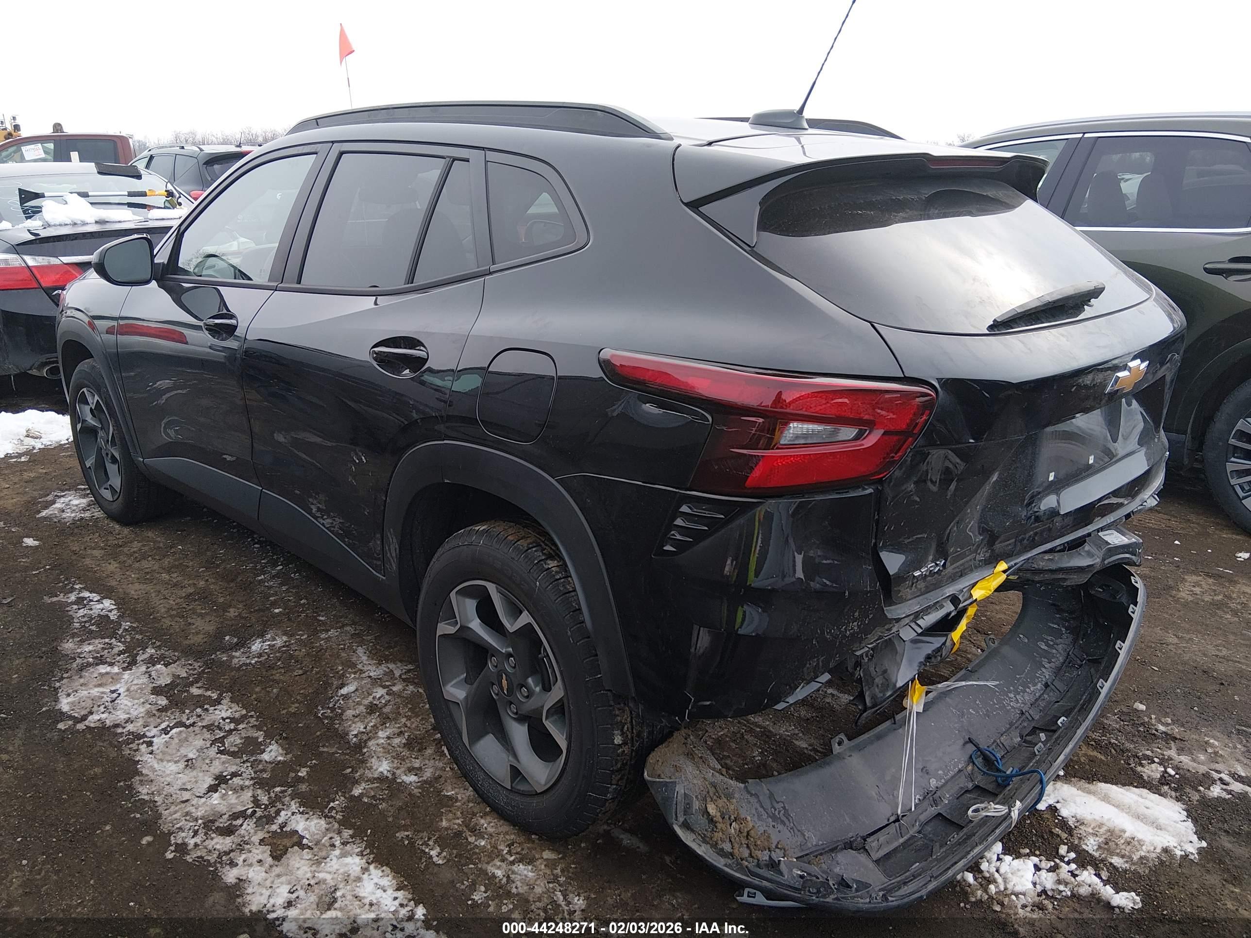 CHEVROLET TRAX image 3