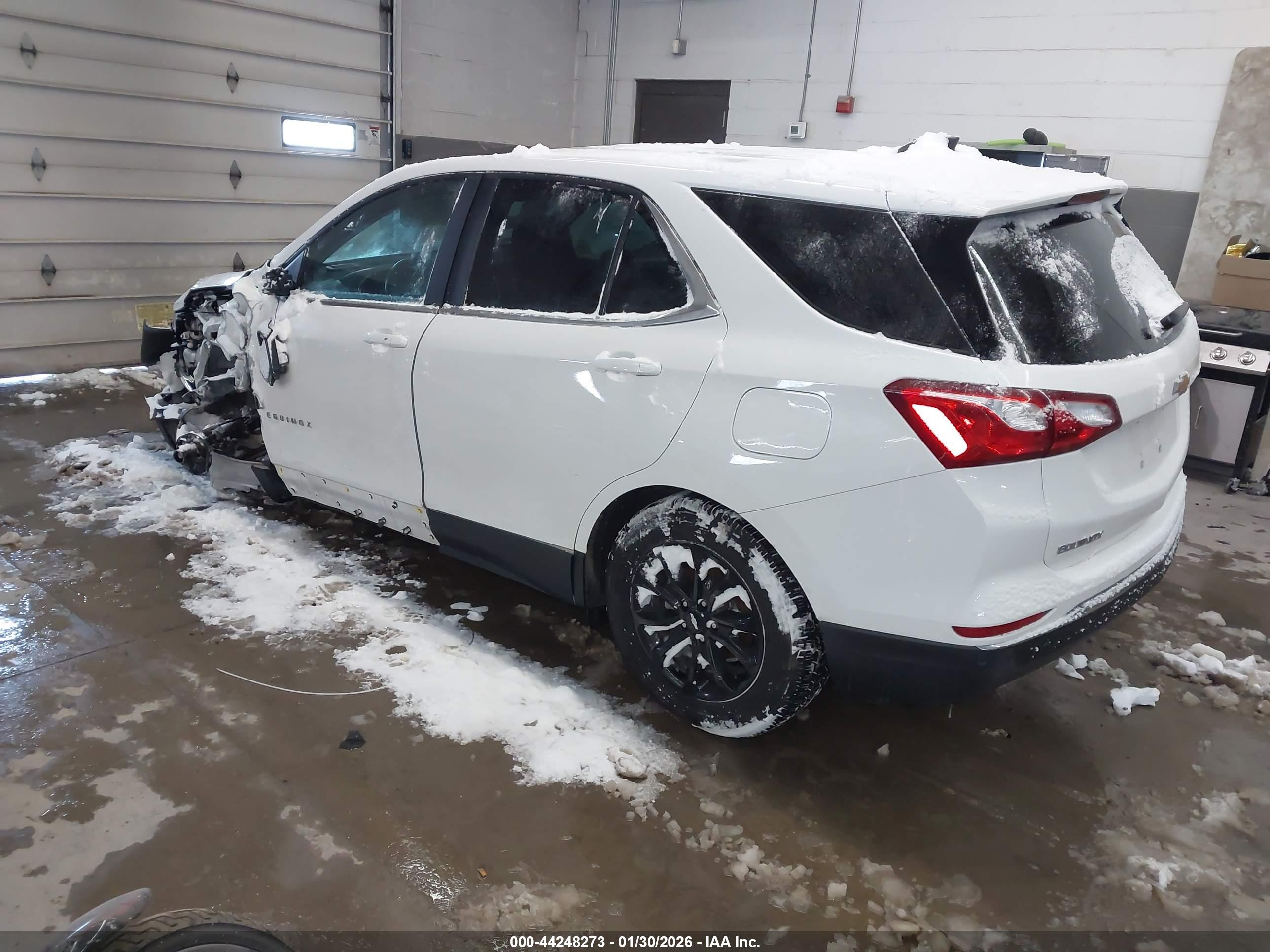 CHEVROLET EQUINOX image 3