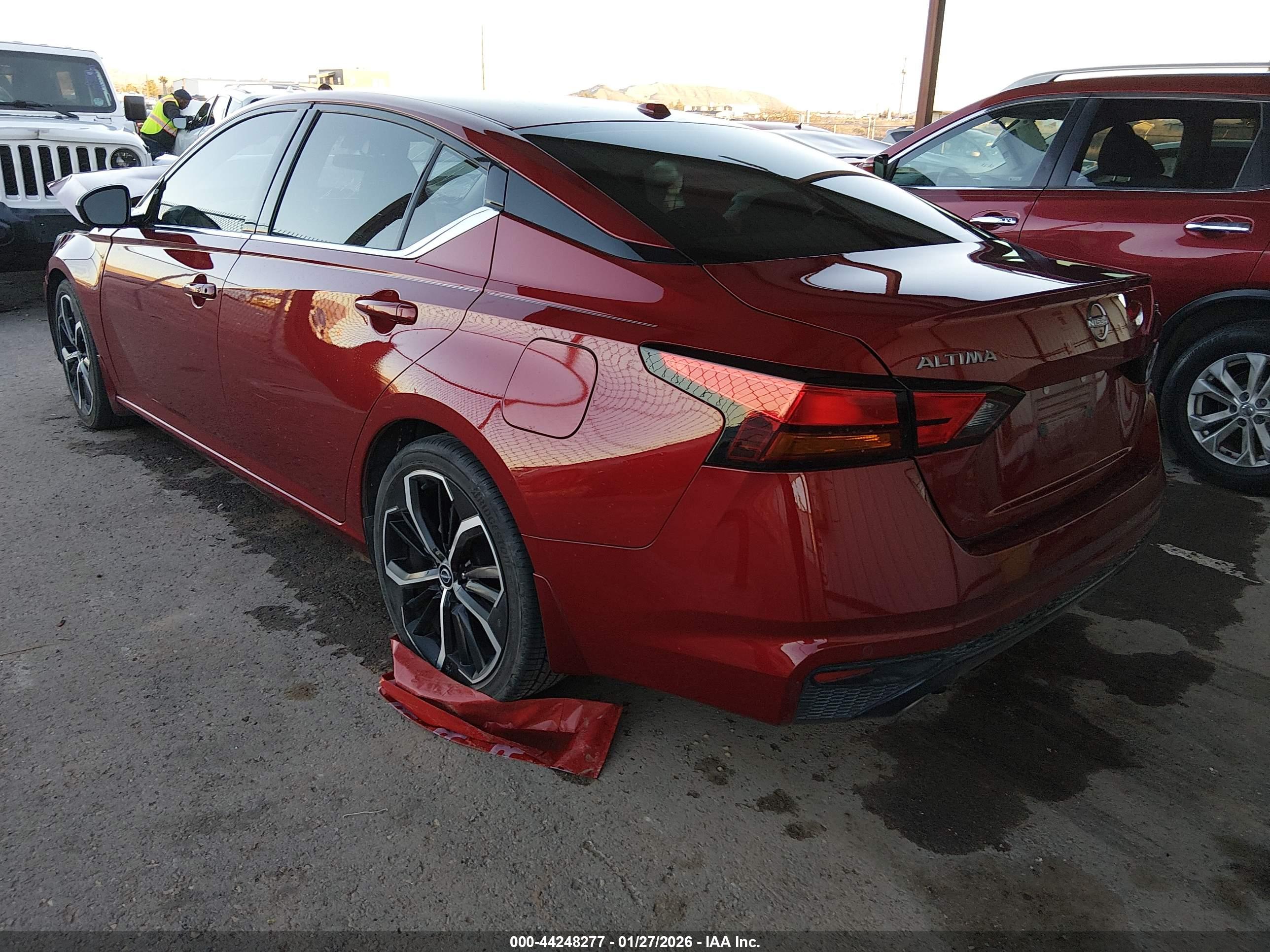 NISSAN ALTIMA image 3