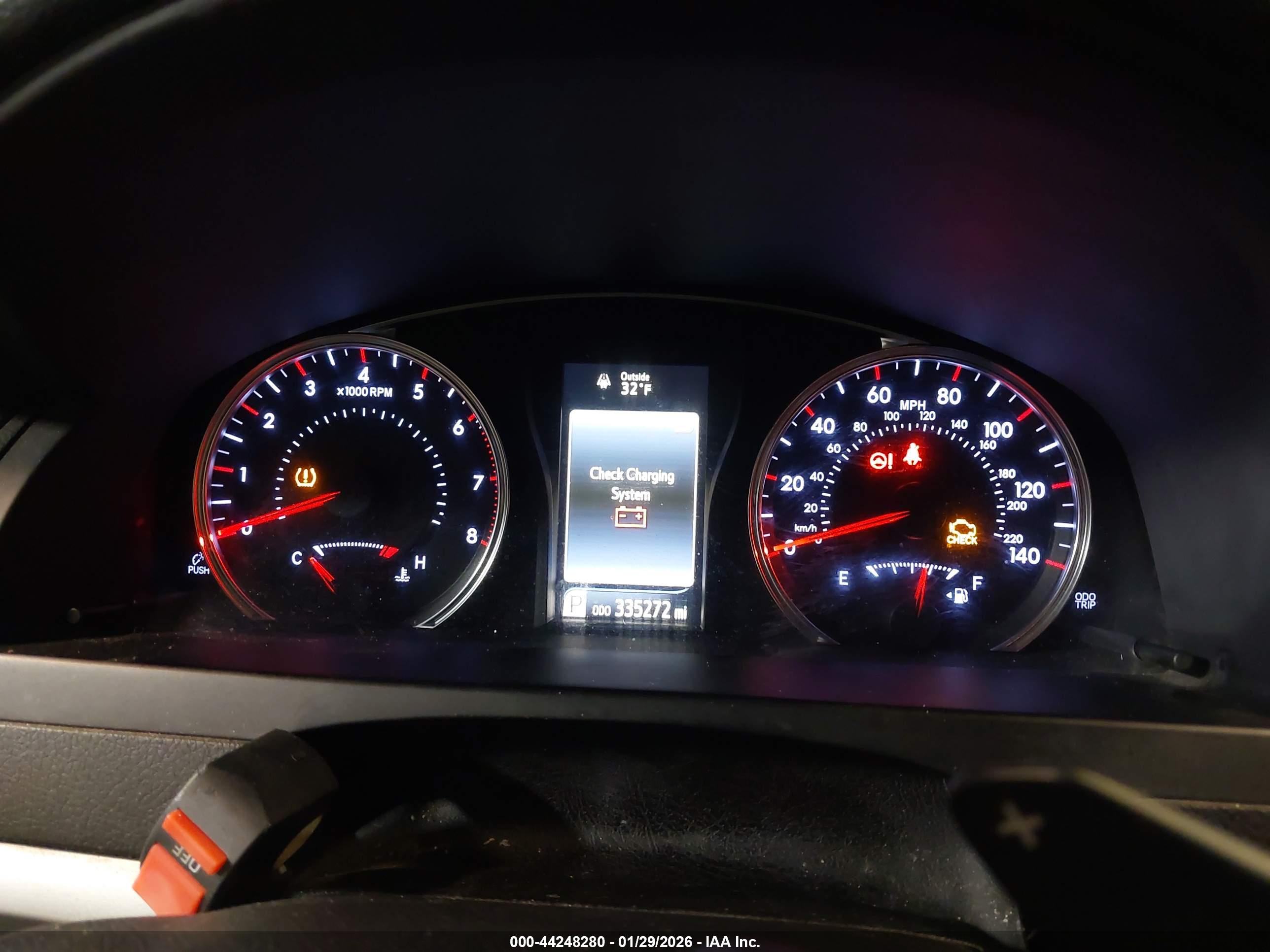 TOYOTA CAMRY image 7