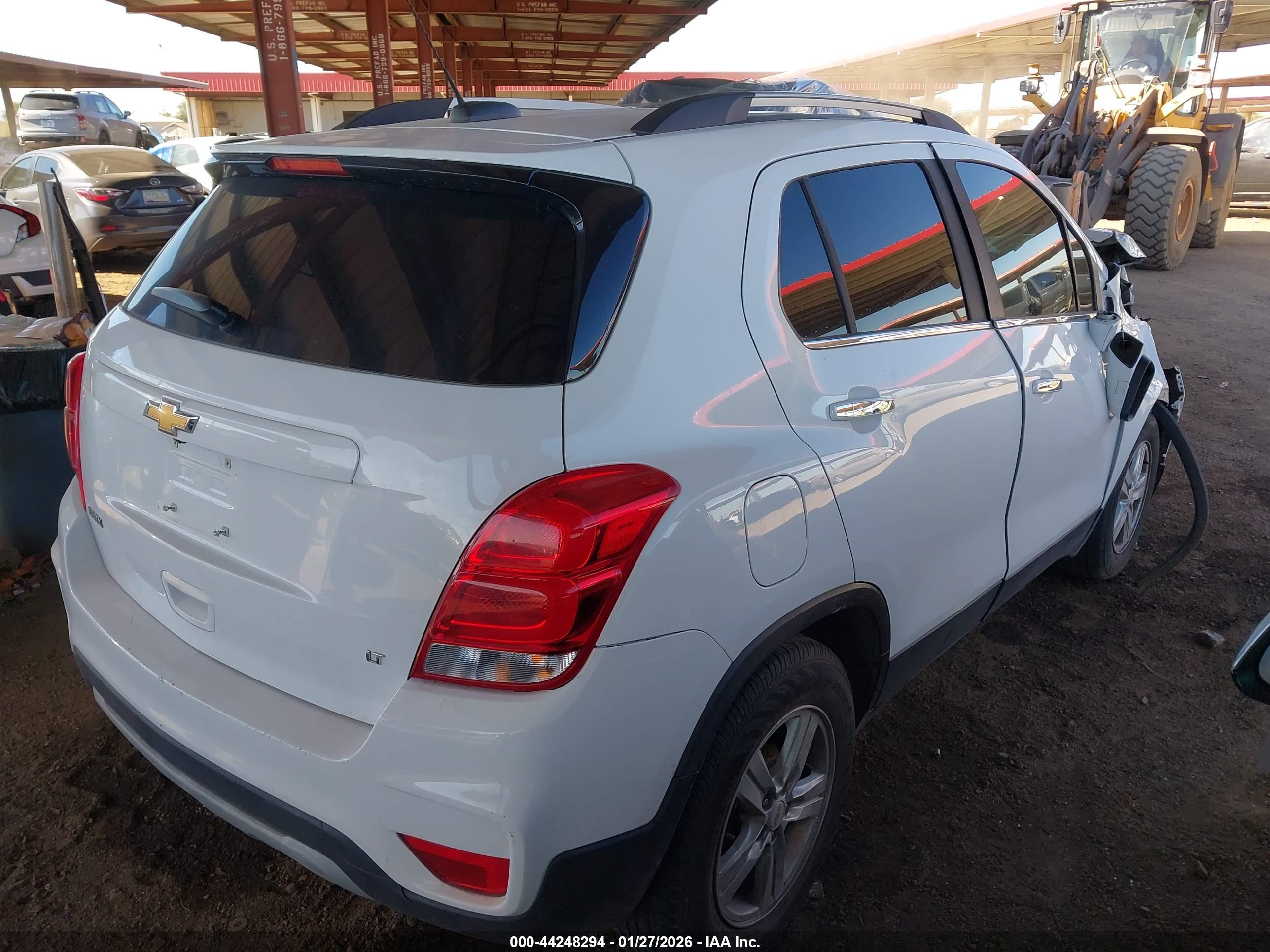 CHEVROLET TRAX image 4