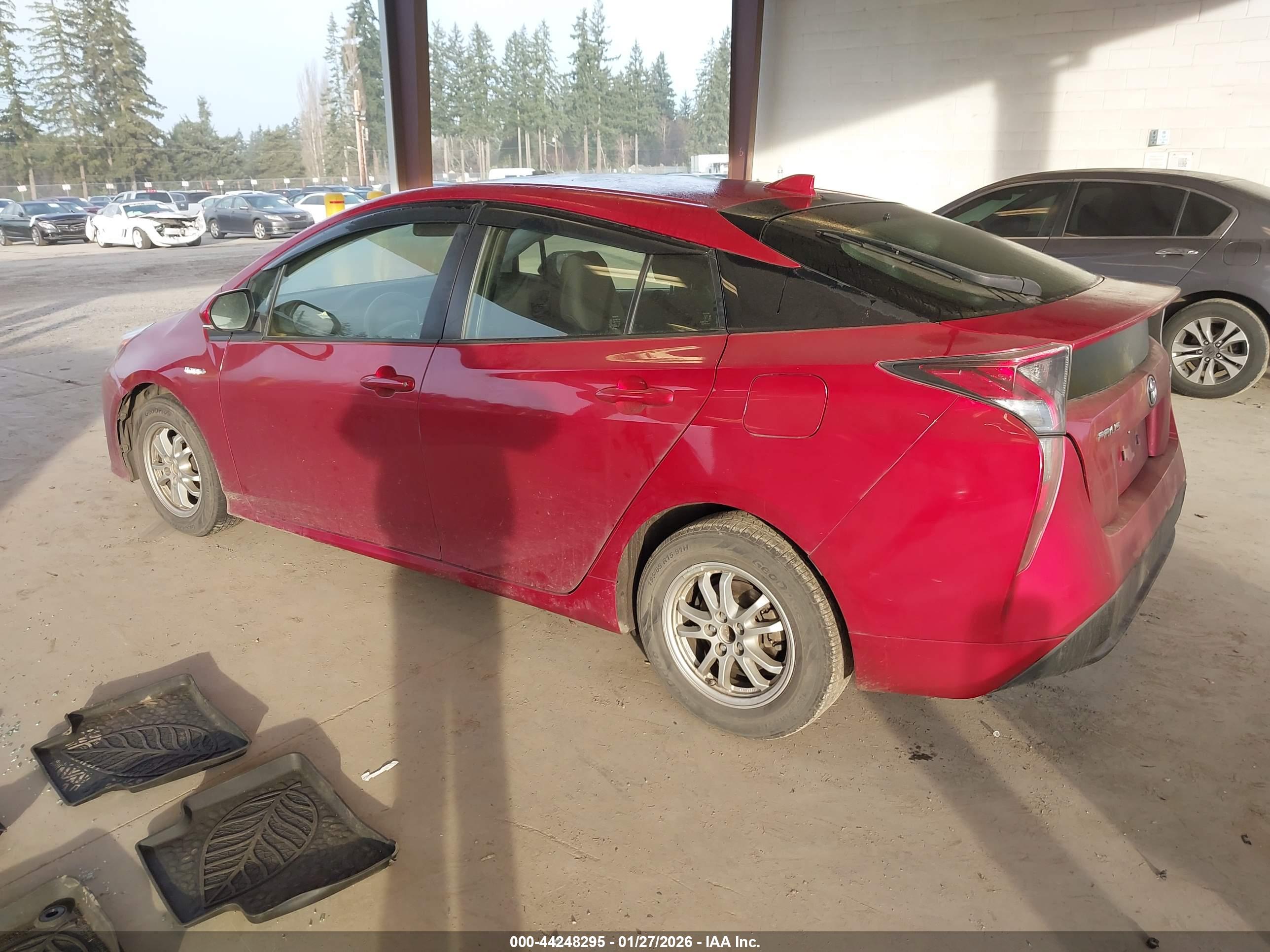 TOYOTA PRIUS image 3