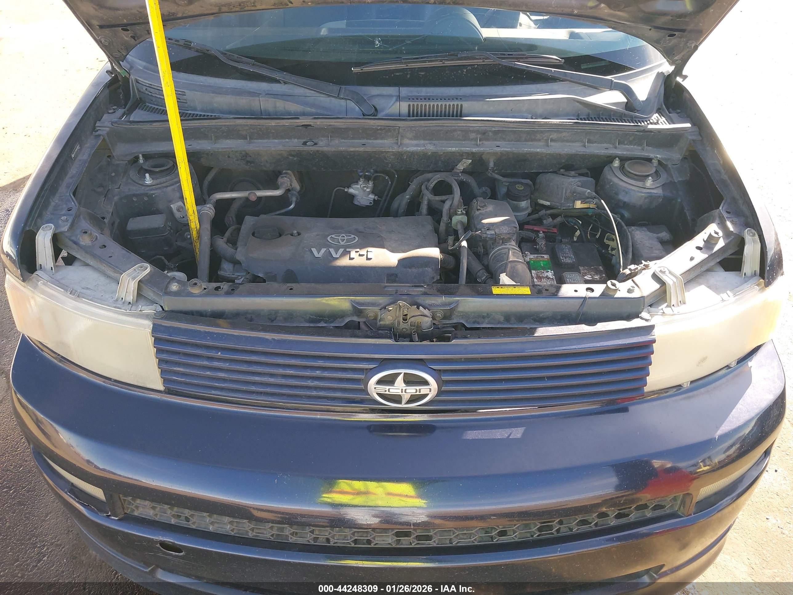 SCION XB image 10