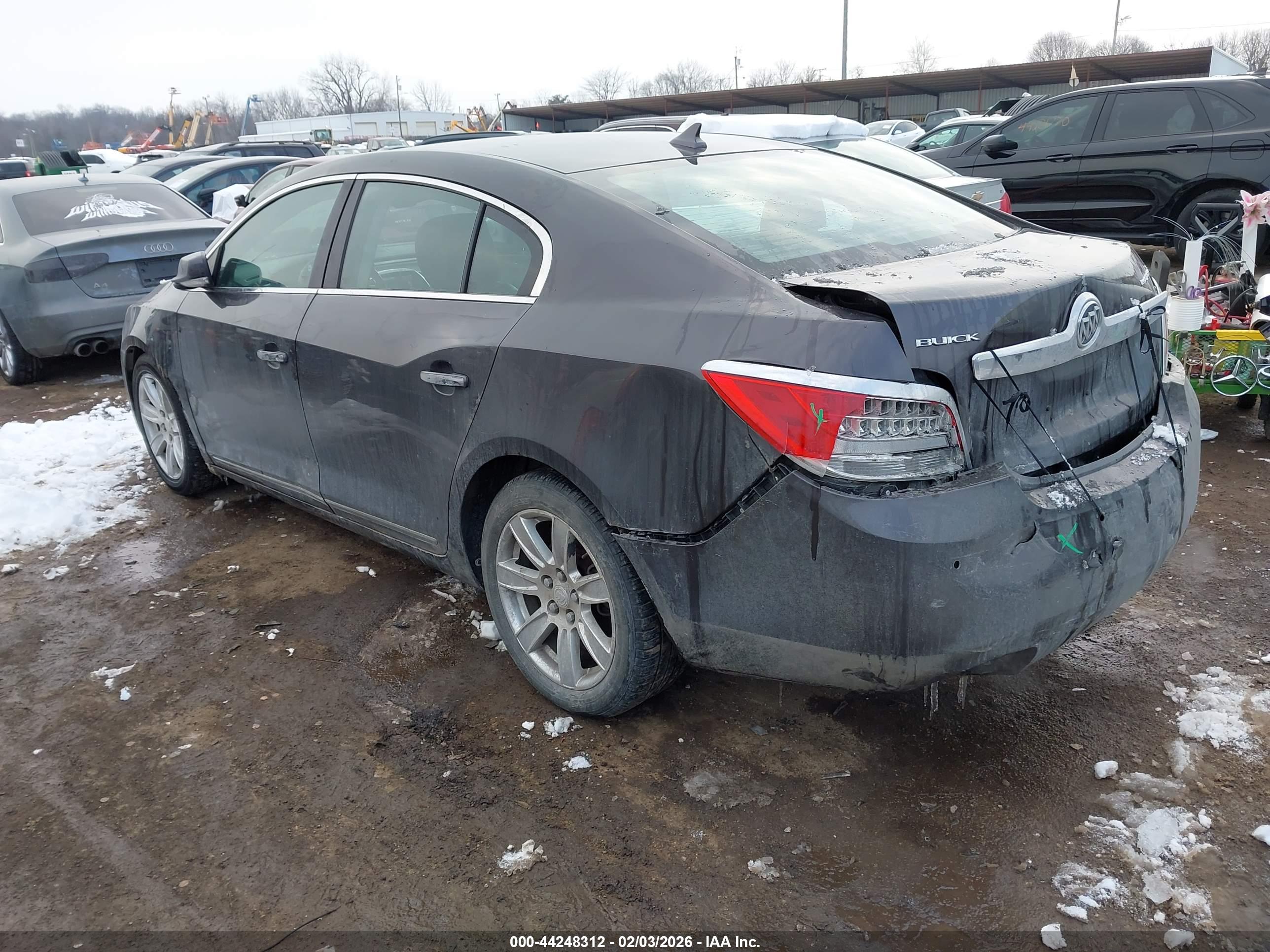 BUICK LACROSSE image 3