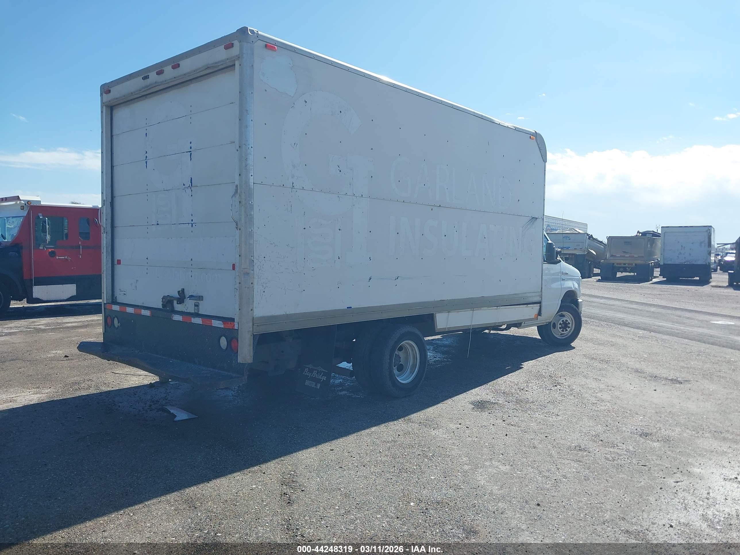 FORD E-350 image 4
